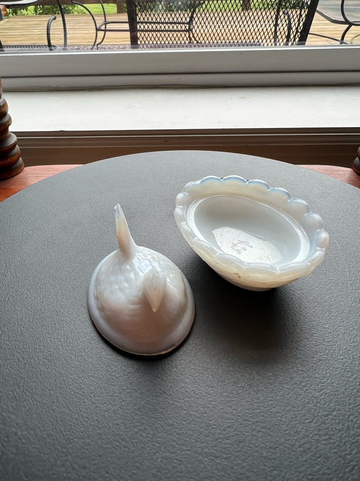 Vintage Westmoreland White Rooster Covered Dish Nesting Glass Bird Covered Candy Dish Hand Pressed Figurines Lover Antiques and Vintage