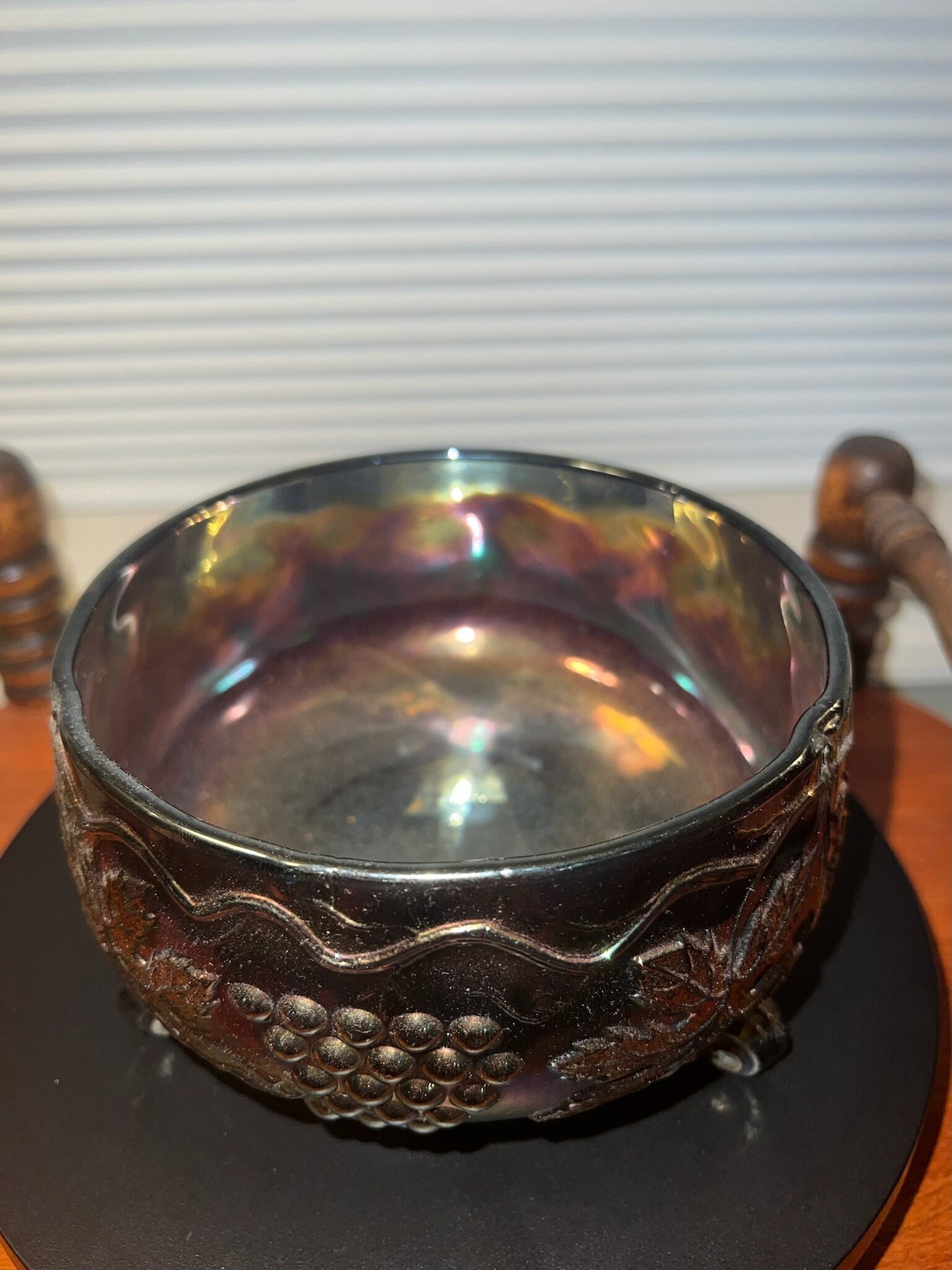 Vintage Fenton Amethyst Iridescent Red Carnival Bowl Grape and Leaf Pattern Circa 1910 Glas Footed Bowl Glass Art Lover Antiques and Vintage