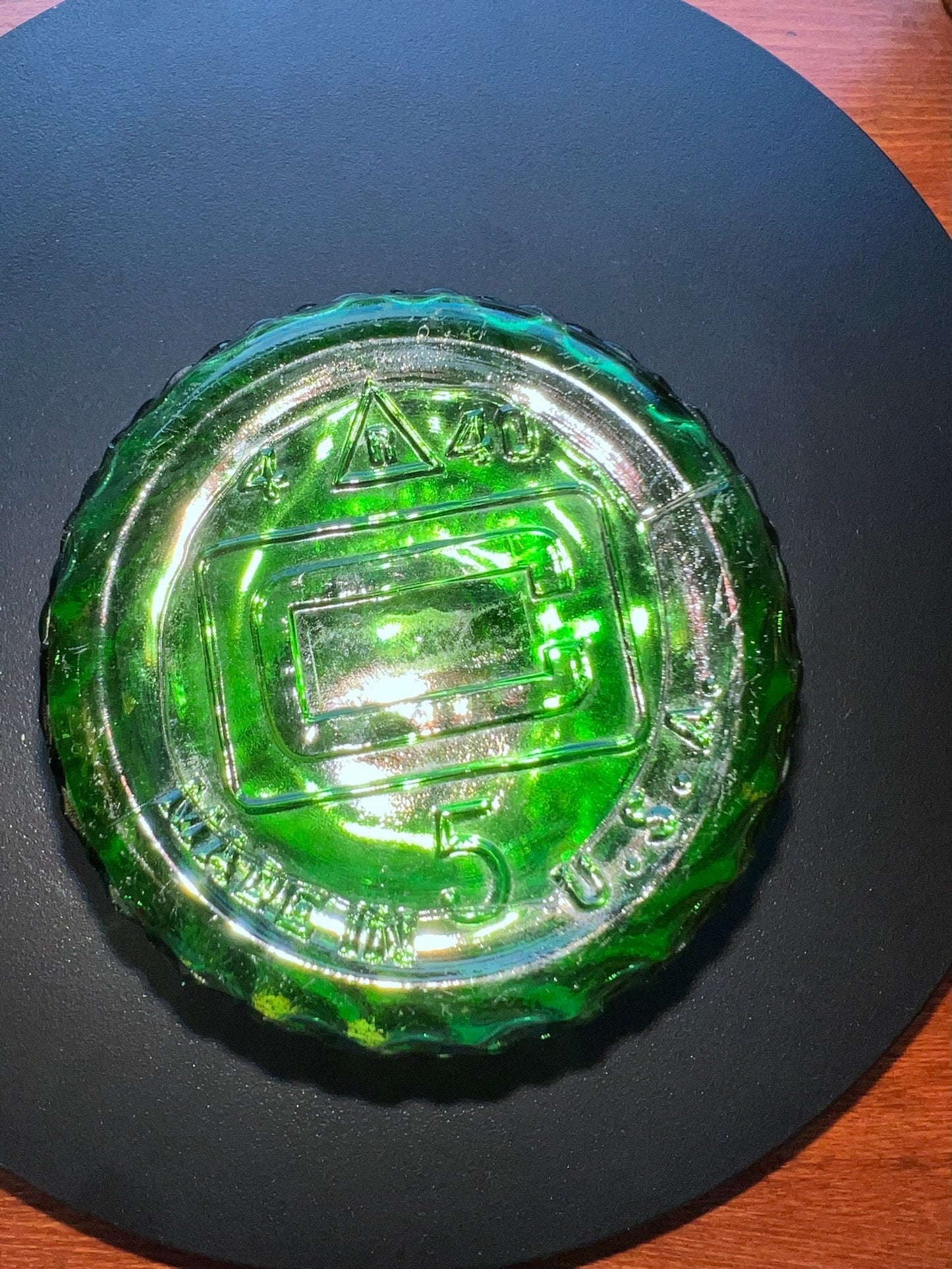 Antique Emerald Green Glass Art Inkwell Vanity Jar Dish Container Made in USA EUC Lover Antiques and Vintage