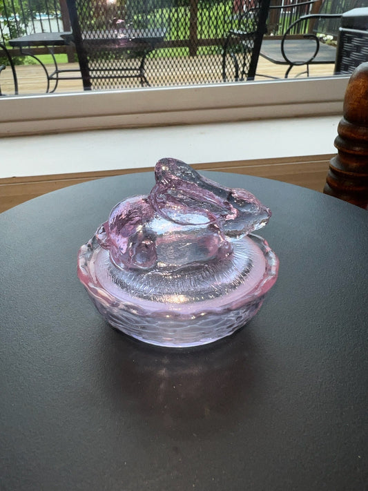 Vintage Rabbit Alexandrite Covered Dish Nesting Pink Glass Bunny Candy Dish Summit Art Russ Vogelsong Hand Pressed Figurines Lover Antiques