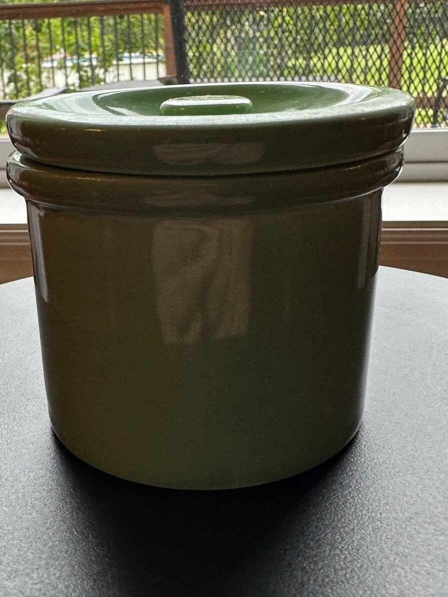 Vintage Green Pottery Container with Lid Vase Folk Art Toothpick Holder, Key Holder, Small Container, Lover Antiques and Vintage