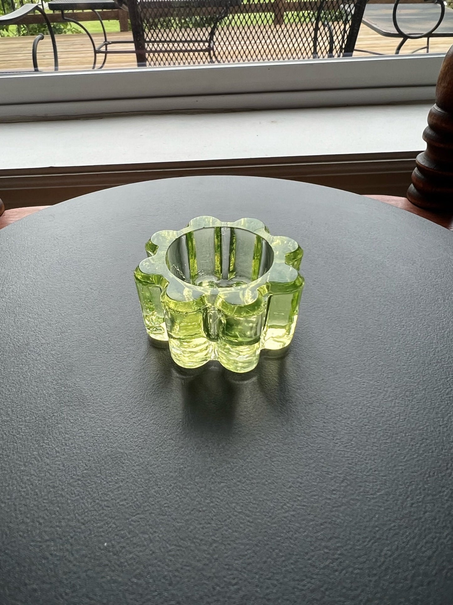 Vintage Yellow Green Flower Salt Dish Vaseline Glows Mini Cut Glass Figurine Uranium Toothpick Holder, Container Lover Antiques and Vintage