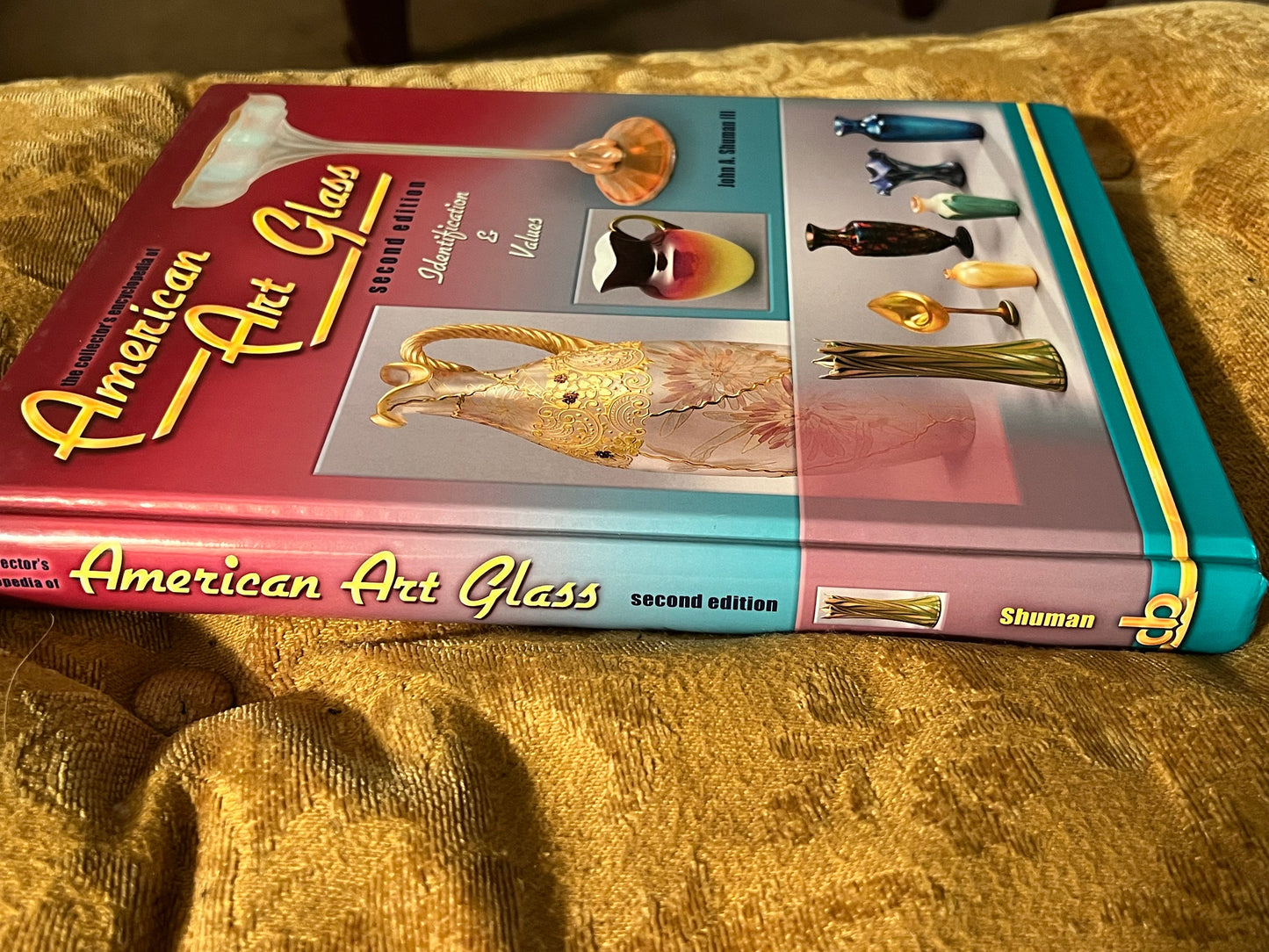 Vintage Collector’s American Art Glass by John A. Shuman III Book Guide Tiffany Lenox Steuben Sandwich Mount Washington Lover Antiques