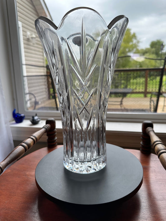 Vintage Crystal Cut Glass Vase 100% Lead Crystal Brilliant Cut Glass Home Decoration Lover Antiques and Vintage
