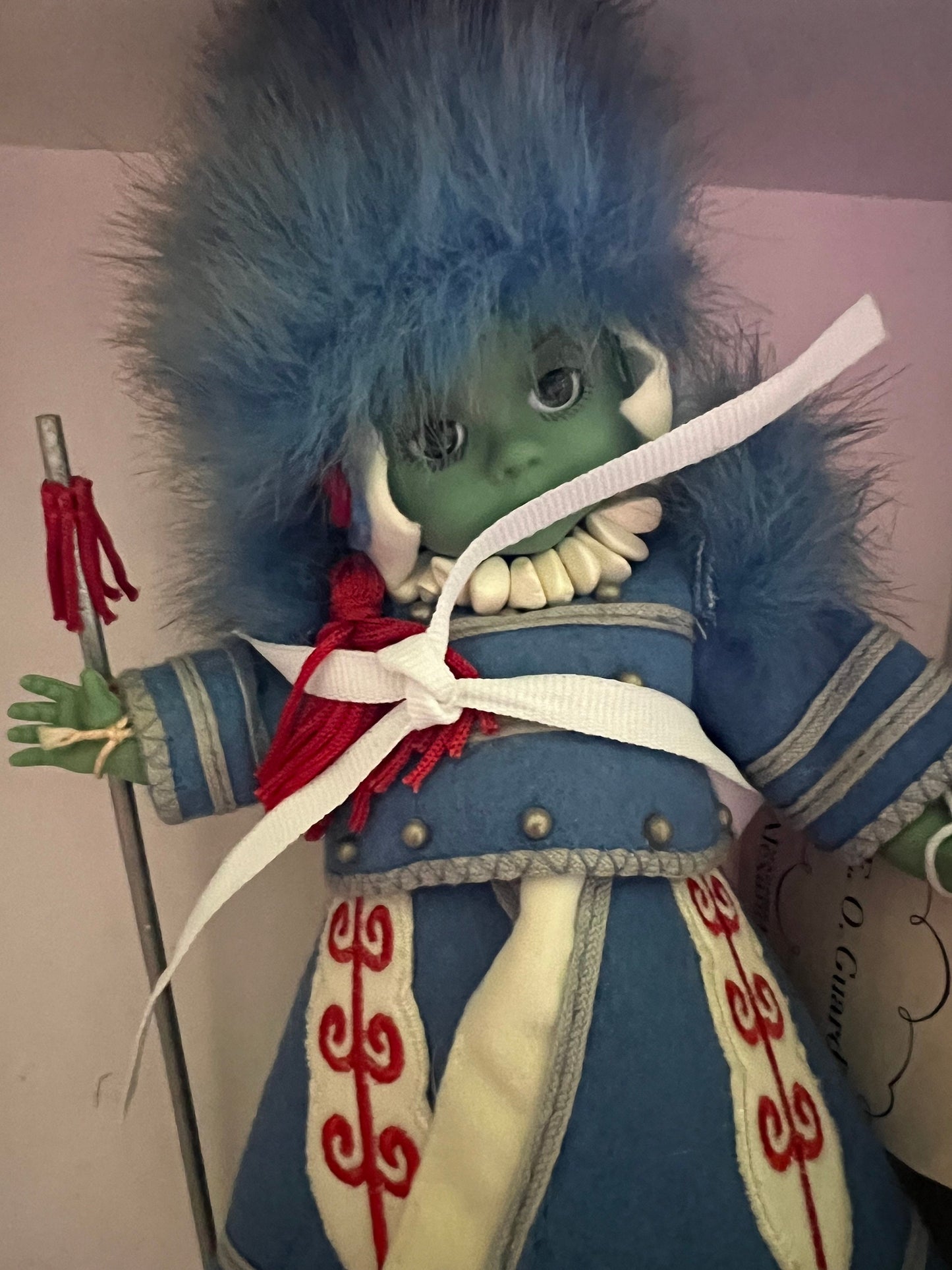 Vintage Madame Alexander OEO Guard Doll No. 33595 8” doll from The Wizard of Oz Dolls Collection Lover Antiques and Vintage