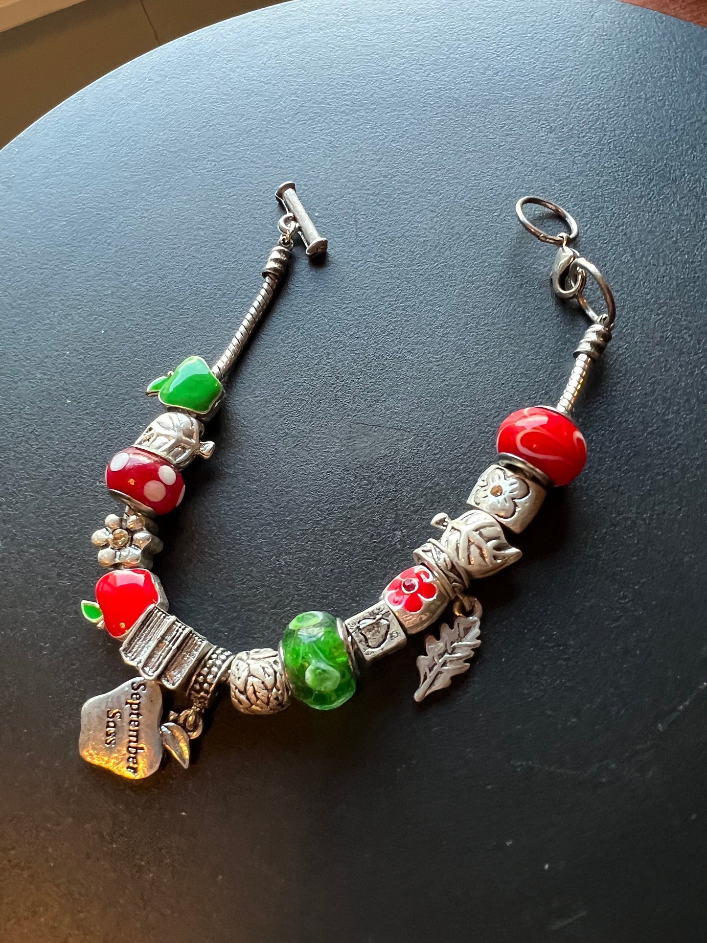 Charm bracelet Willabee and Ward Jewelry Charms, Beads, Lover Antiques and Vintage