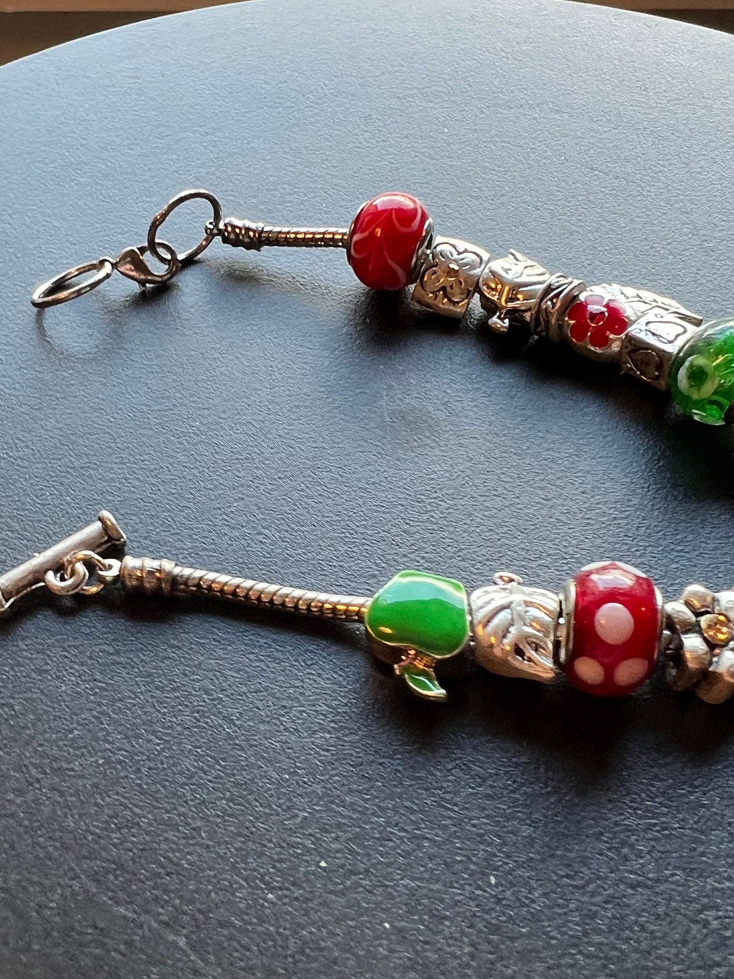 Charm bracelet Willabee and Ward Jewelry Charms, Beads, Lover Antiques and Vintage