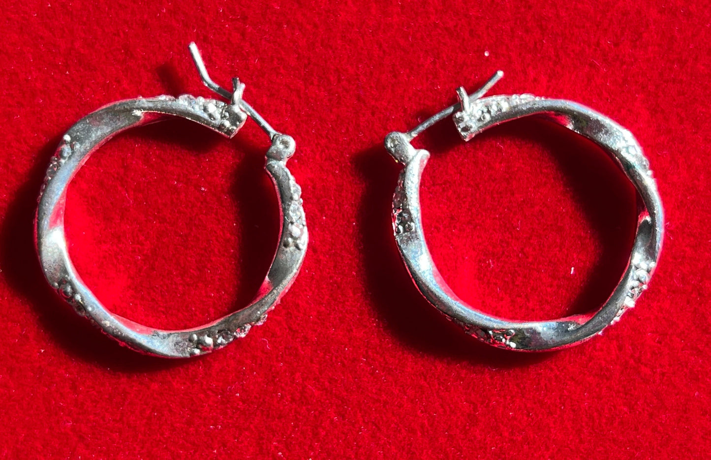 Vintage Silver Twisted Hoop Earrings, Swirl Earring, Twist Jewelry, Twist Earrings, Lover Antiques and Vintage