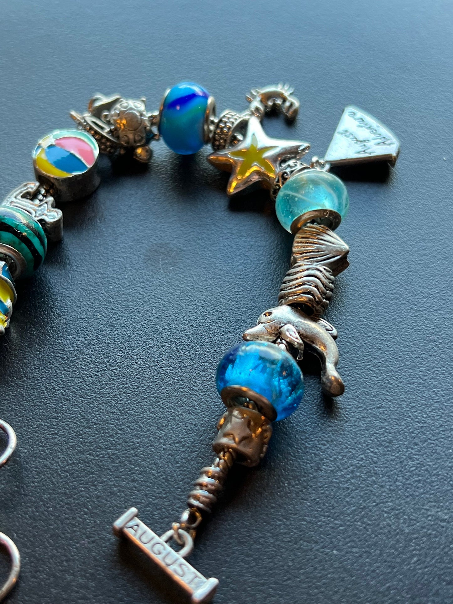 Charm bracelet Willabee and Ward Jewelry Charms, Beads, Lover Antiques and Vintage