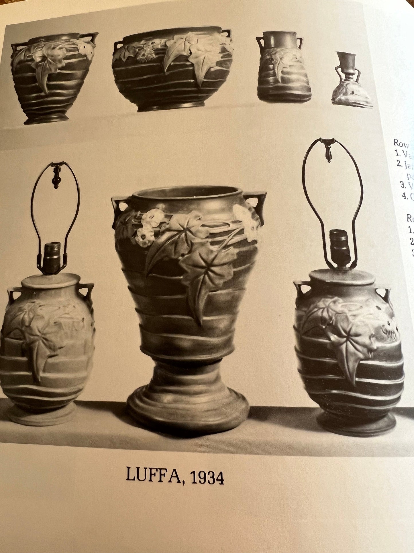 The Collectors Encyclopedia of Roseville Pottery Guide Book By Sharon and Bob Huxford, Second Series, Lover Antiques and Vintage