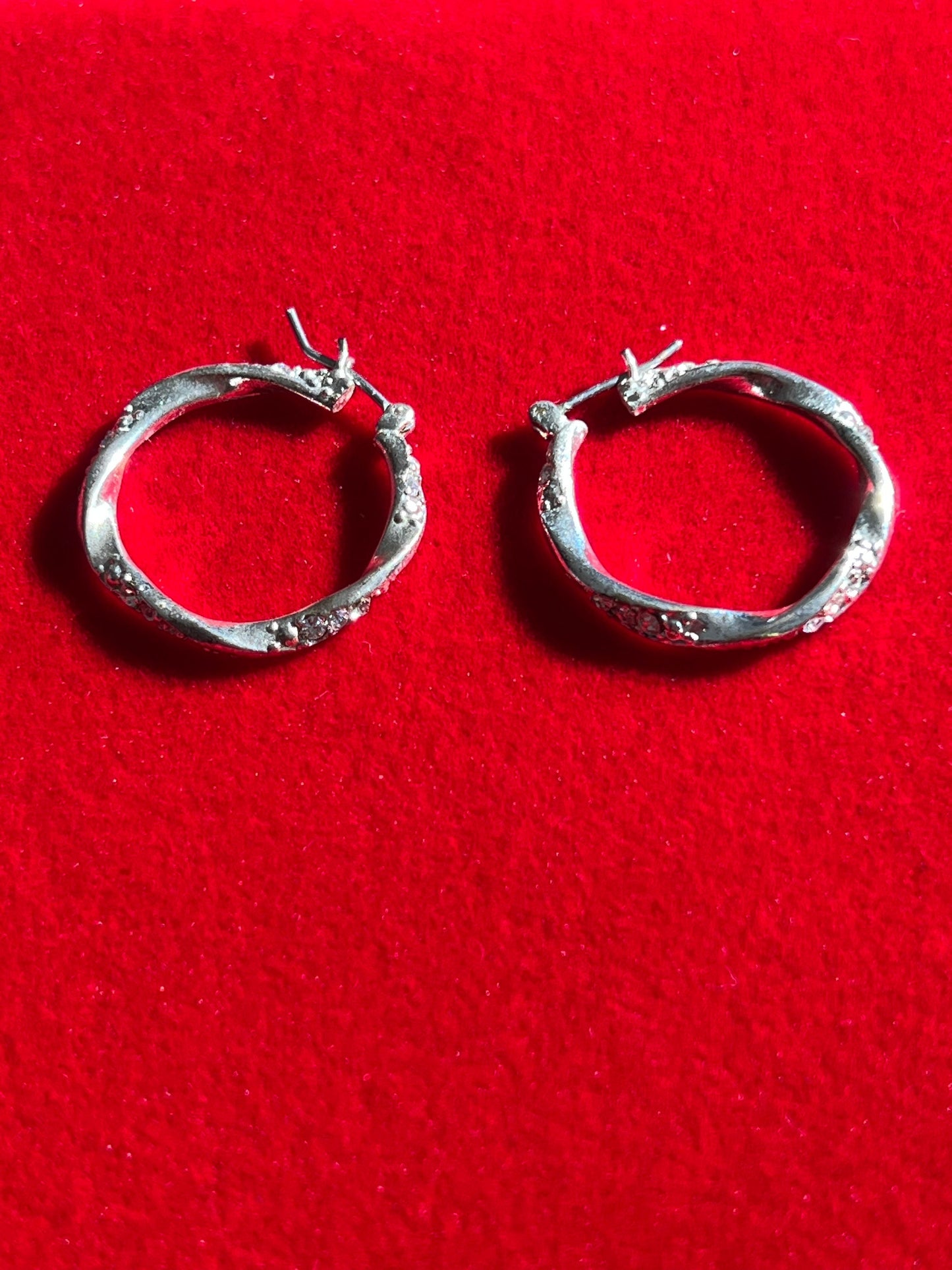 Vintage Silver Twisted Hoop Earrings, Swirl Earring, Twist Jewelry, Twist Earrings, Lover Antiques and Vintage