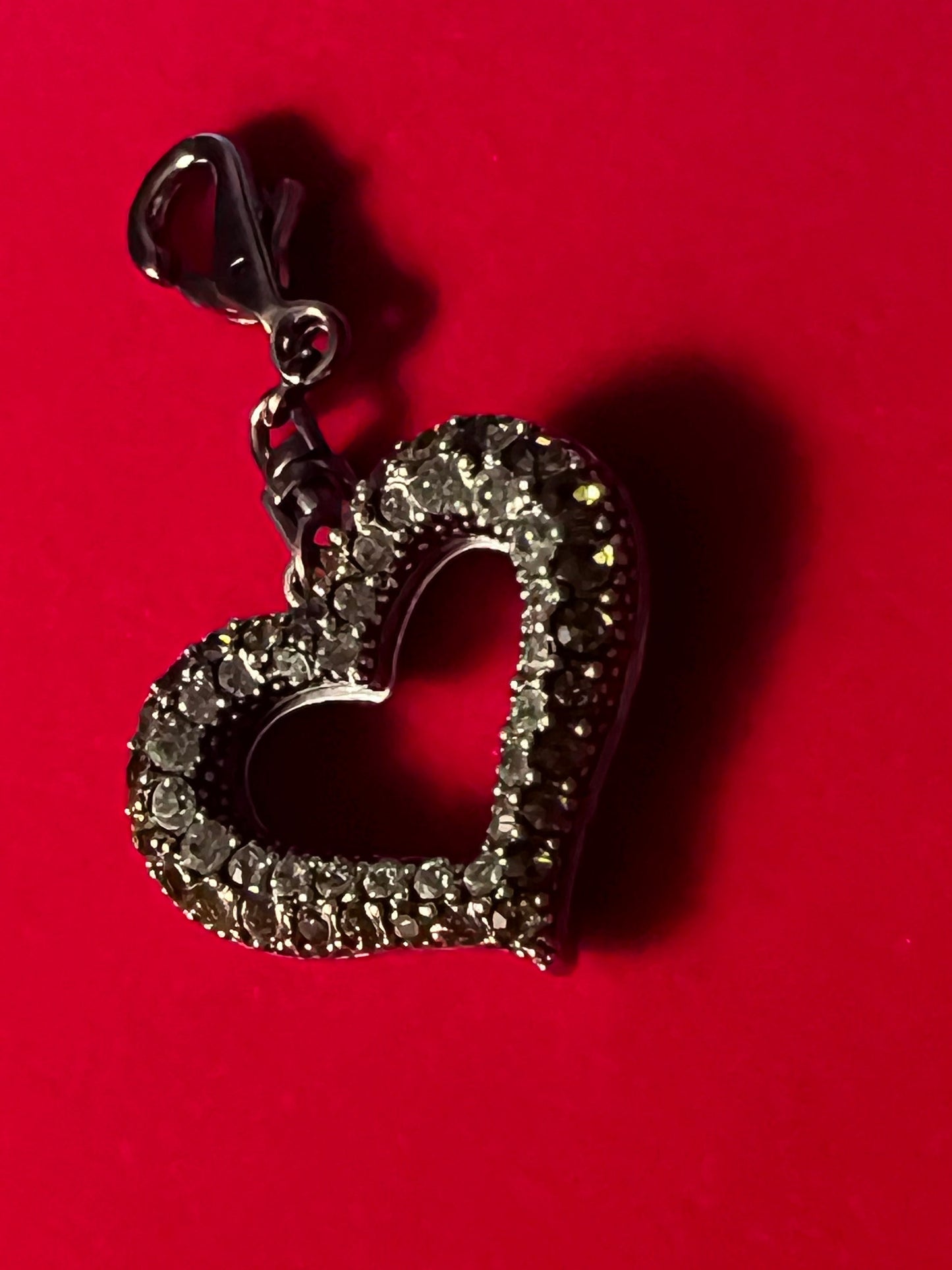 Vintage Heart Silver Pendant, Heart Jewelry, Pretty Green Gems Jewelry, Heart and Jewels, Lover Antiques and Vintage