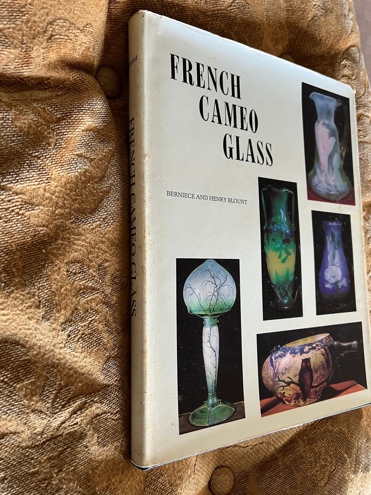 Vintage French Cameo Glass Book, by Berniece and Henry Blount, Cameo Glass Guide, 1968, Glass from France, Lover Antiques and Vintage