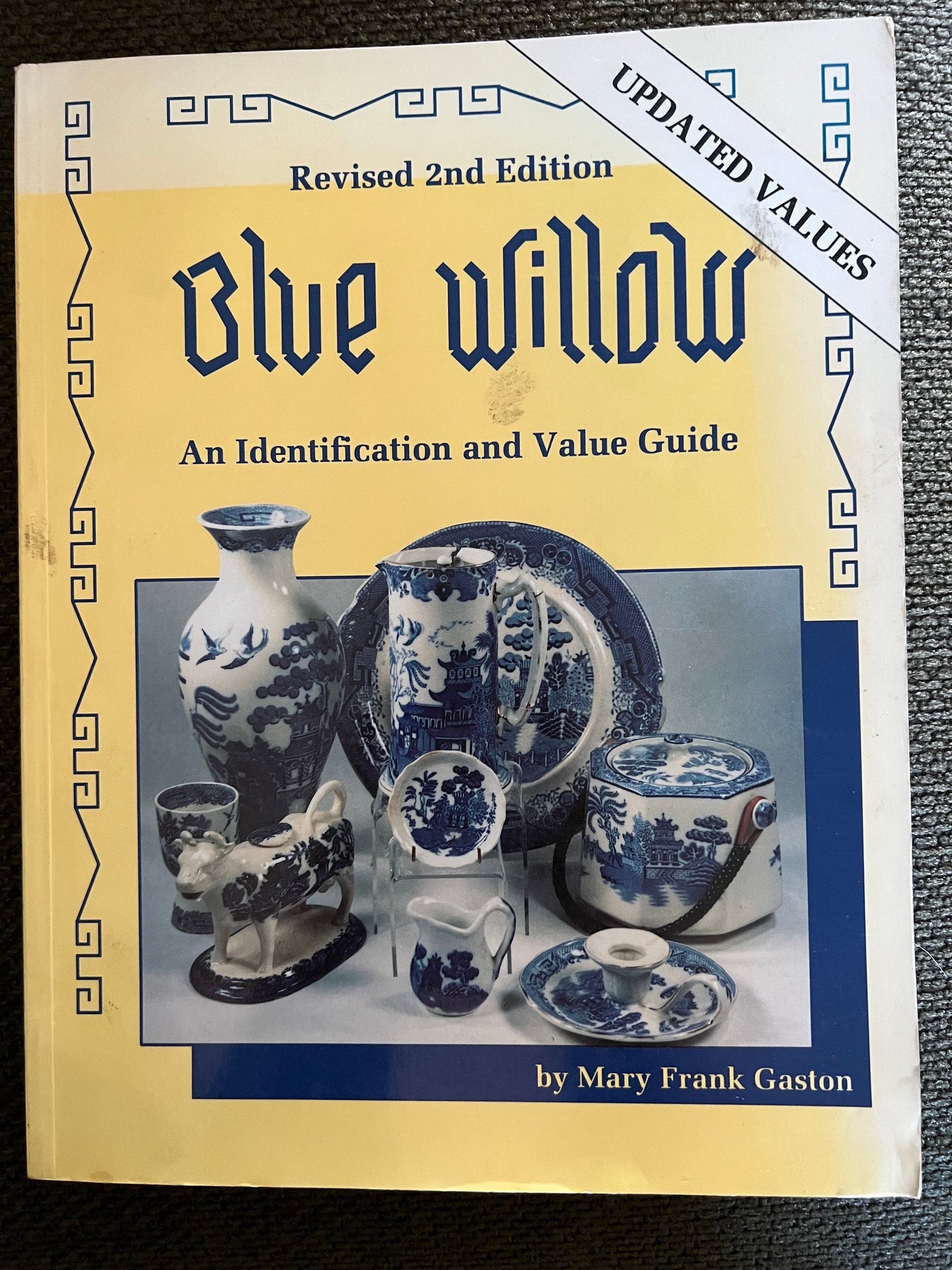 Blue Willow China Book Identification & Value Guide by Mary Frank Gaston, Lover Antiques and Vintage