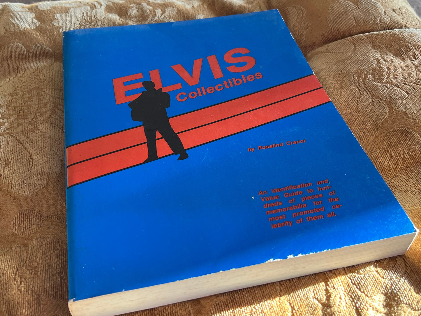 Elvis Collectibles Book, by Rosalind Cranor, Elvis Guide Book, Elvis Book, Elvis Identification & Value Guide, Lover Antiques and Vintage