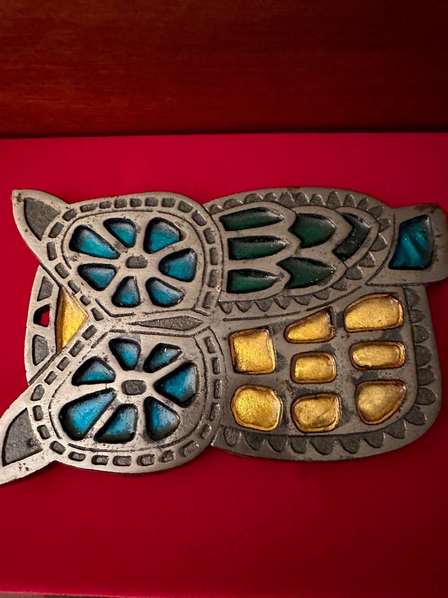 Vintage Cast Iron Stained Glass Owl Trivet, Vintage Green Yellow Owl Trivet, Mid Century Owl Cast Iron Art, Lover Antiques