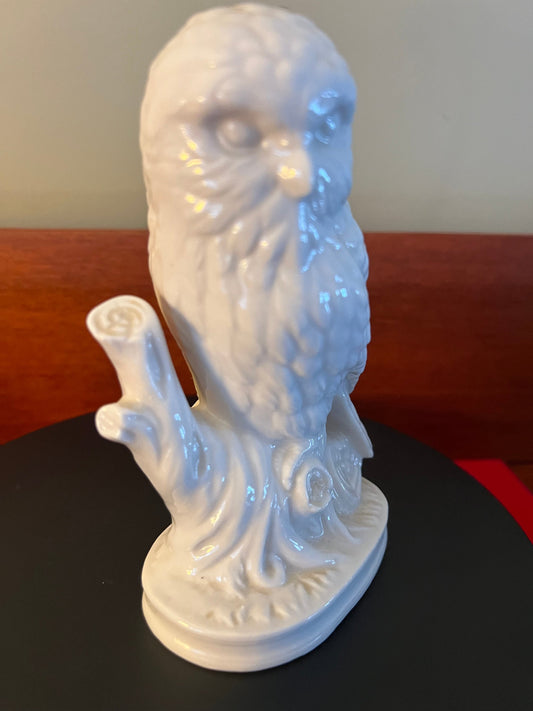 Vintage I.W. Rice & Co. Inc White Owl Statue, Made in Japan, Japanese white Owl on Base Lamp, Lover Antiques and Vintage