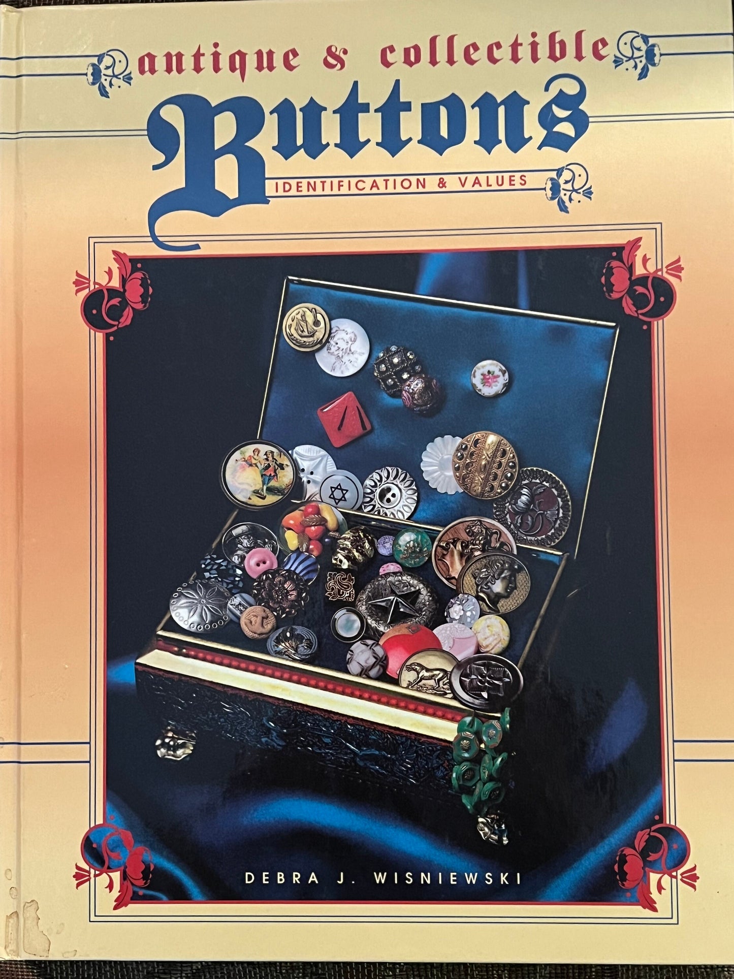 Antique & Collectible Buttons Identification and Values Book, Buttons Guide Book, by Debra J. Wisniewski, Lover Antiques and Vintage