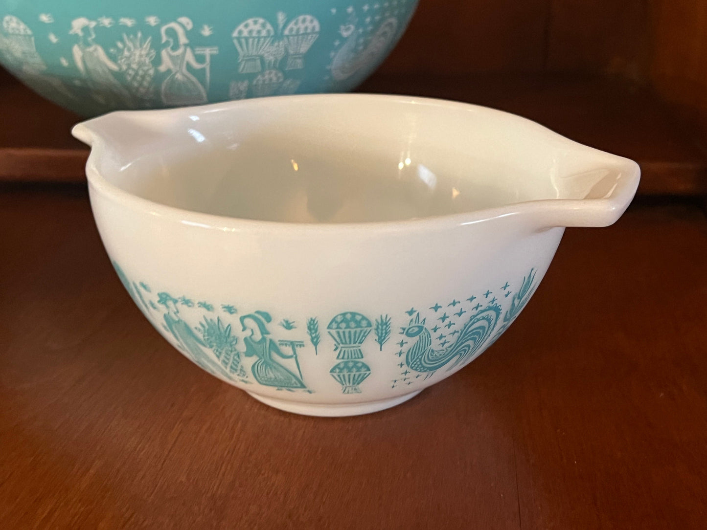 Vintage Pyrex Amish Butterprint Cinderella Bowls, Turquoise and White Collection Pyrex Set of 3 Bowls Lover Antiques and vintage