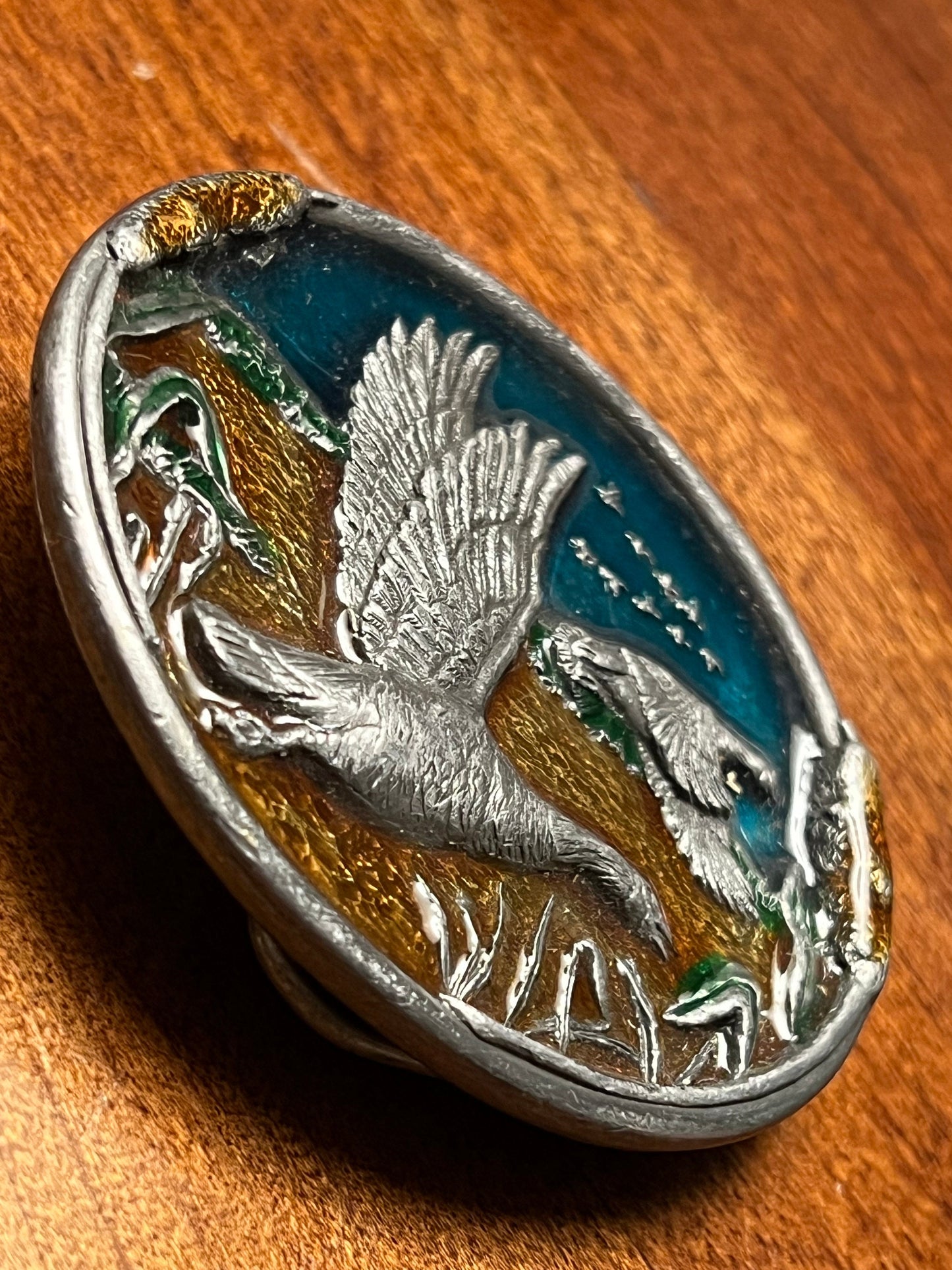 Vintage Enameled Geese in Flight Belt Buckle, Hunter Nature Belt Buckle, Lover Antiques and Vintage