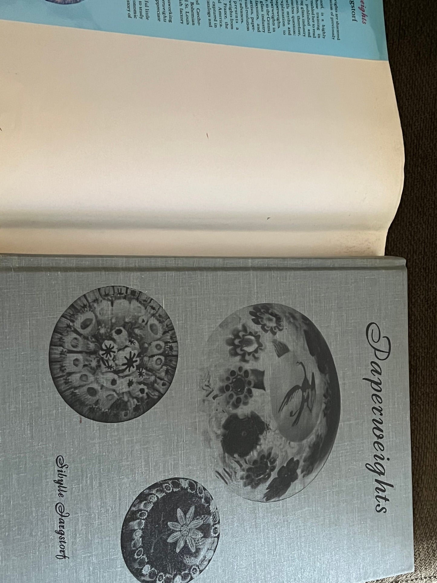 Vintage Paperweights Guide Book, by Sibylle Fargstorf, Glass Art Paperweights Book, Lover Antiques and Vintage