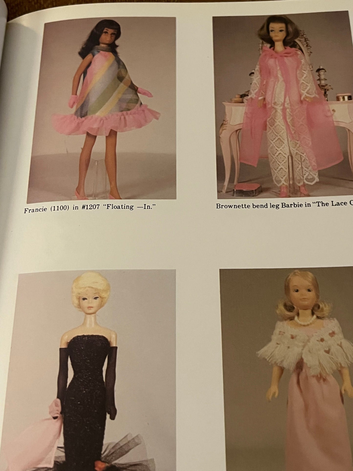 Collector’s Guide to Dolls of the 1960’s and 1970’s Identification & Value Guide Book, Lover Antiques and Vintage