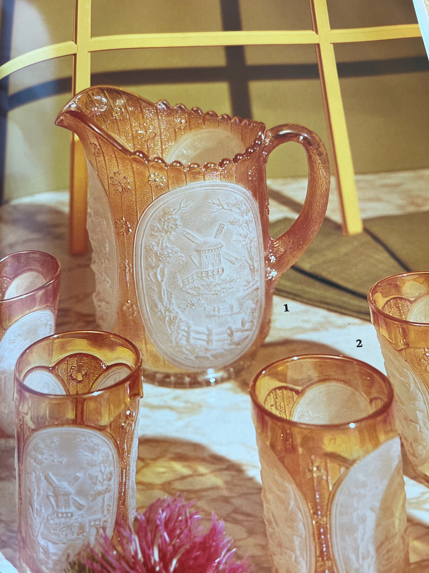 300 Years of Housekeeping Collectibles Identification and Value Guide Book, by Linda Campbell Franklin, Lover Antiques and Vintage
