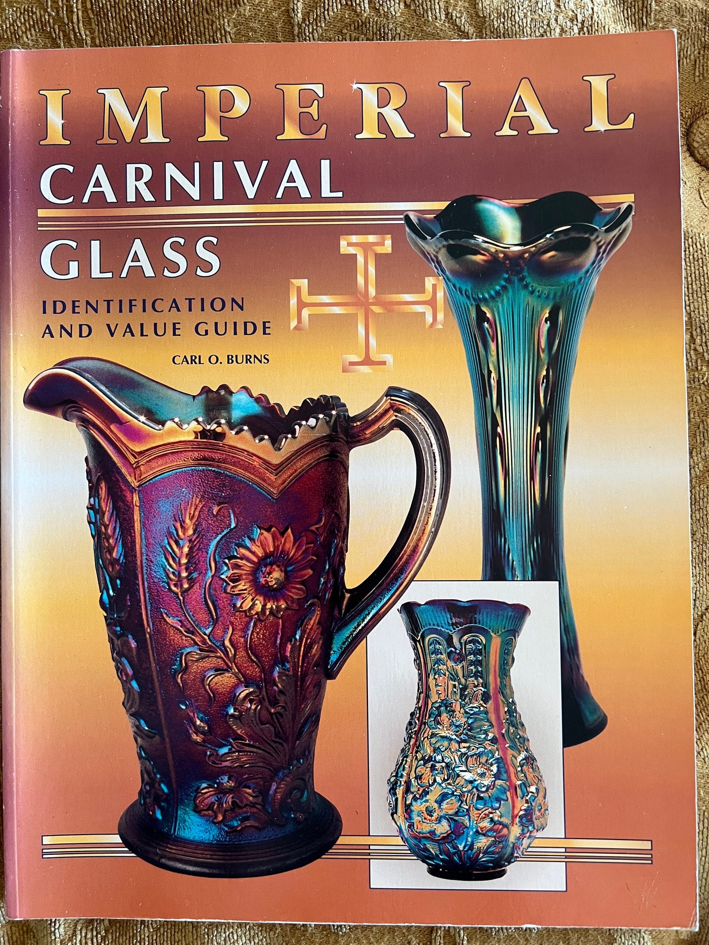 Imperial Carnival Glass Identification and Value Guide, by Carl O. Burns, Glass Art Book, Carnival Glass Guide, Lover Antiques and Vintage
