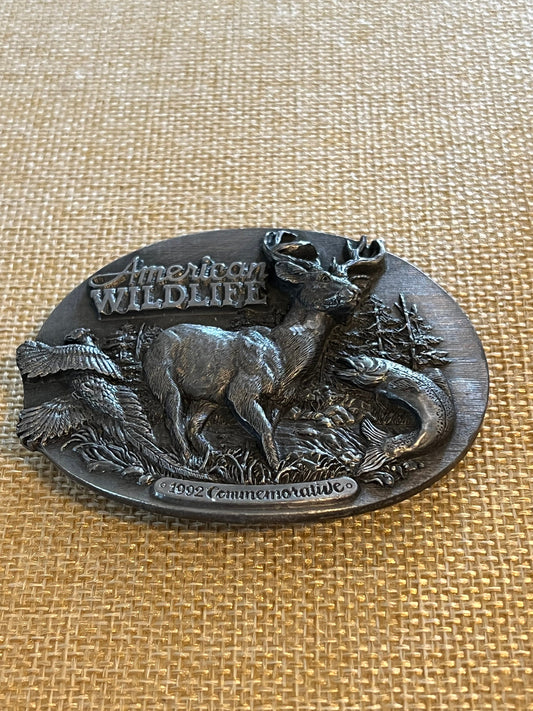 Vintage American Wildlife 1992 Commemorative Belt Buckle, Bison, Bear, Wild Animals Buckle, Siskiyou Buckle Co, Lover Antiques and Vintage