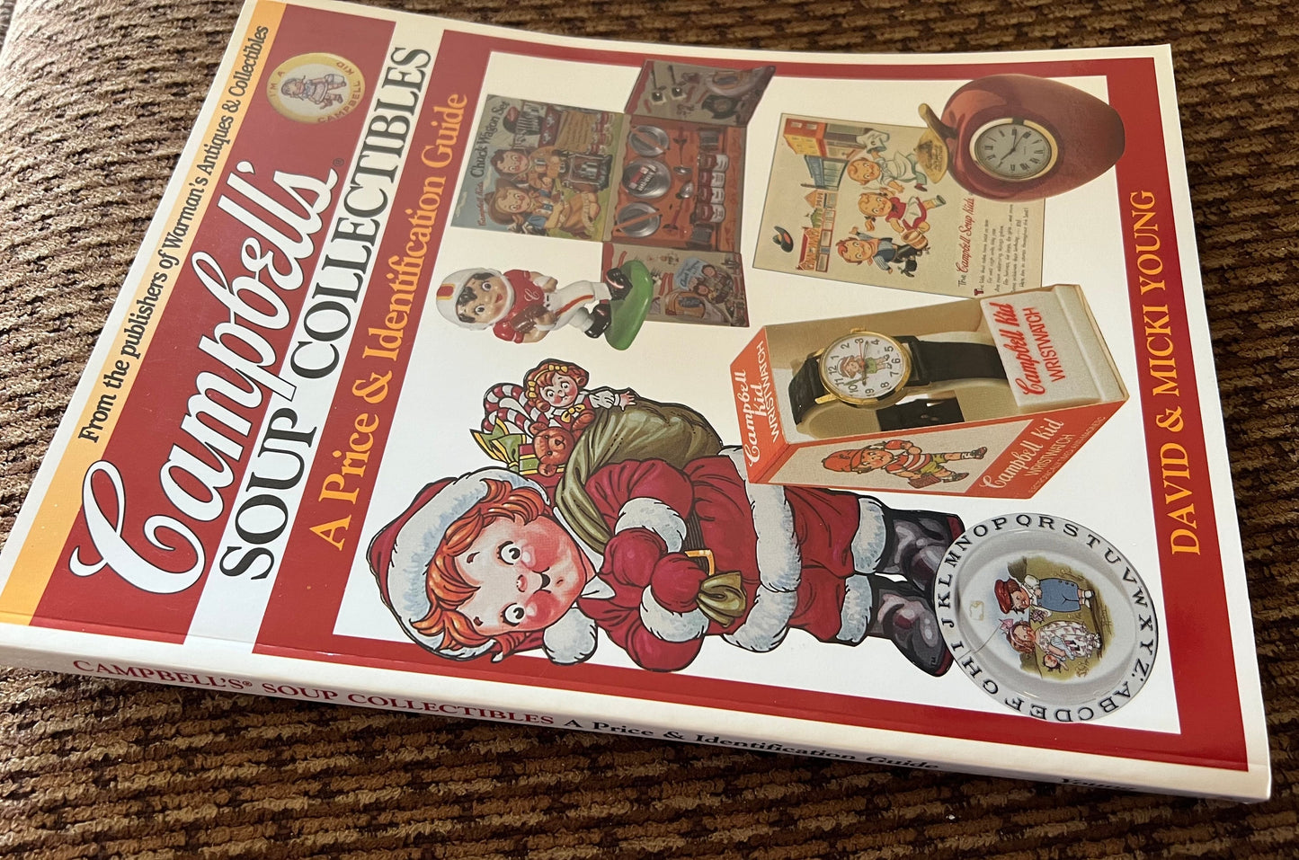 Campbell’s Soup Collectibles A Price & Identification Guide Book, by David and Micki Young, Lover Antiques and Vintage