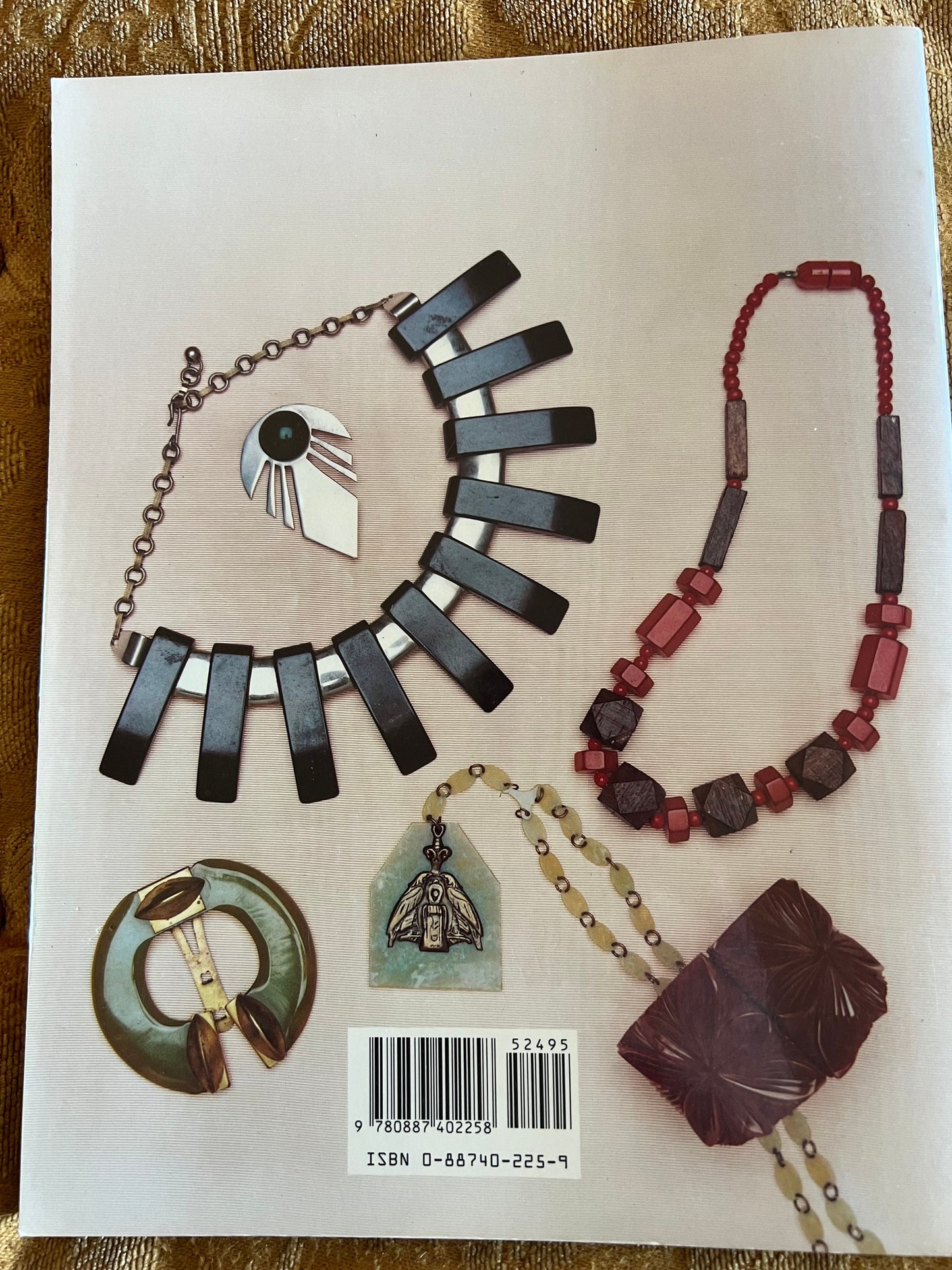 Popular Jewelry 1840-1940 Guide Book, by Roseann Ettinger, Original from 1990, Costume Jewelry Book, Lover Antiques and Vintage