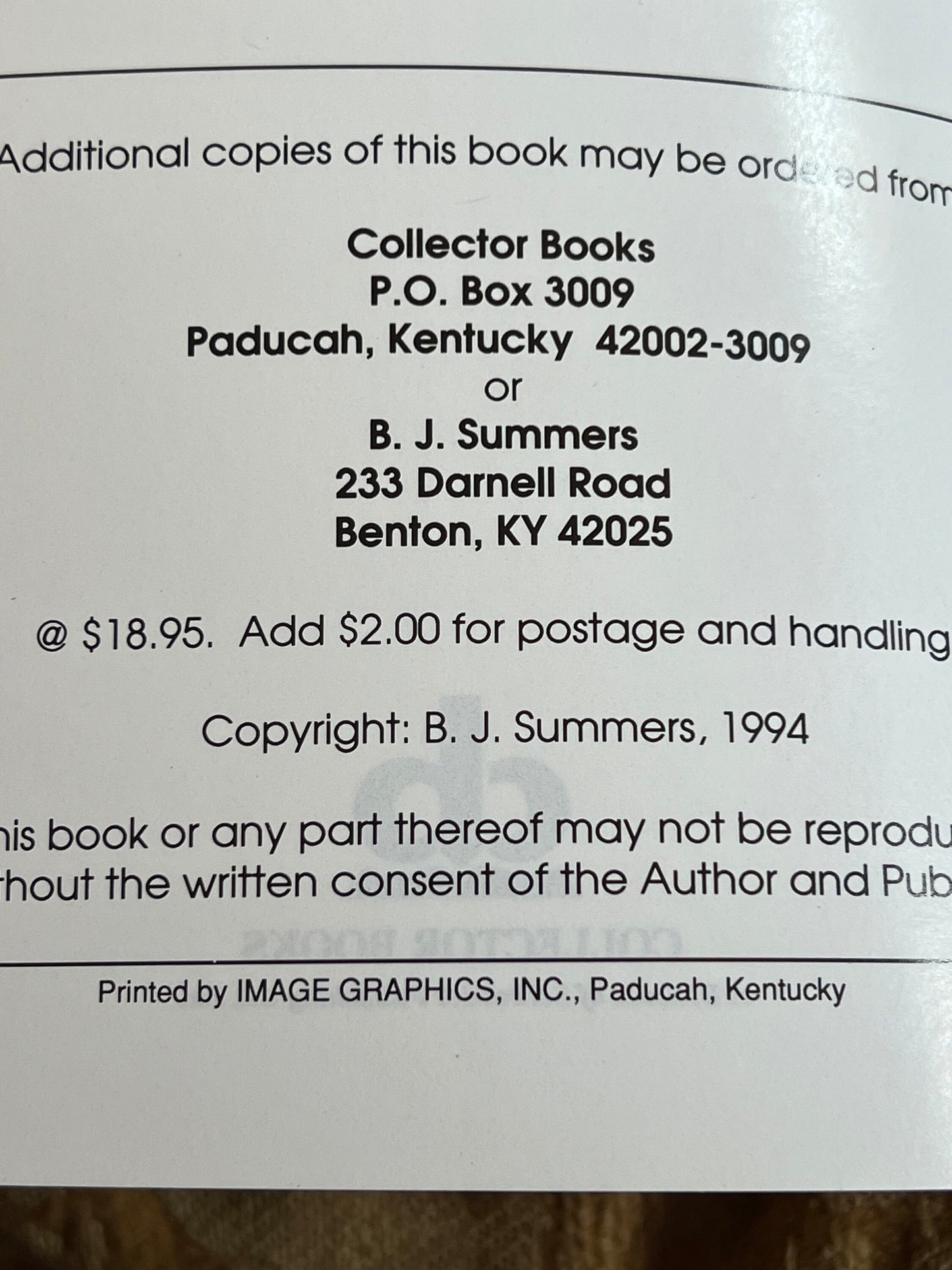 Value Guide to Advertising Memorabilia Guide Book, by BJ Summers, Lover Antiques and Vintage