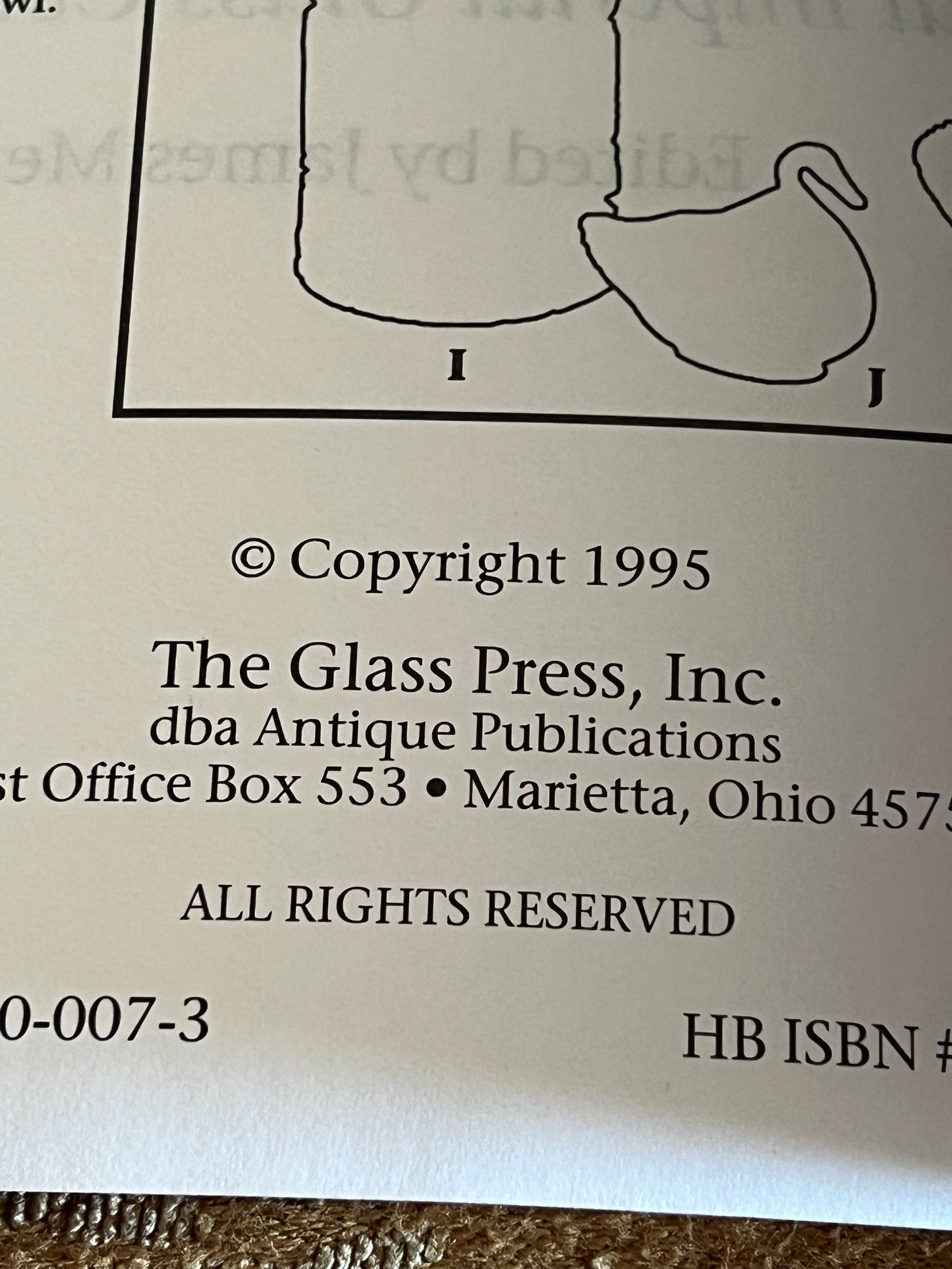 300 Years of Housekeeping Collectibles Identification and Value Guide Book, by Linda Campbell Franklin, Lover Antiques and Vintage