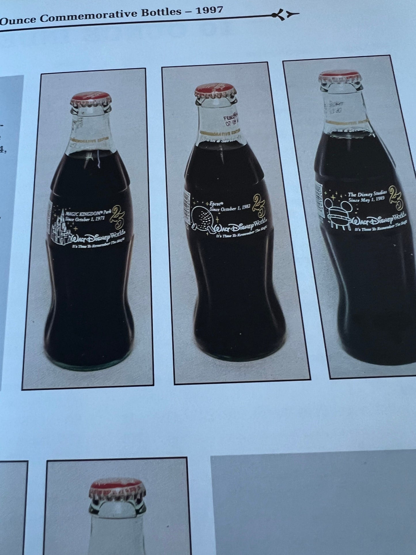 Coca Cola Commemorative Bottles Identification and Price Guide Book, by Bob and Debra Henrich, Lover Antiques and Vintage