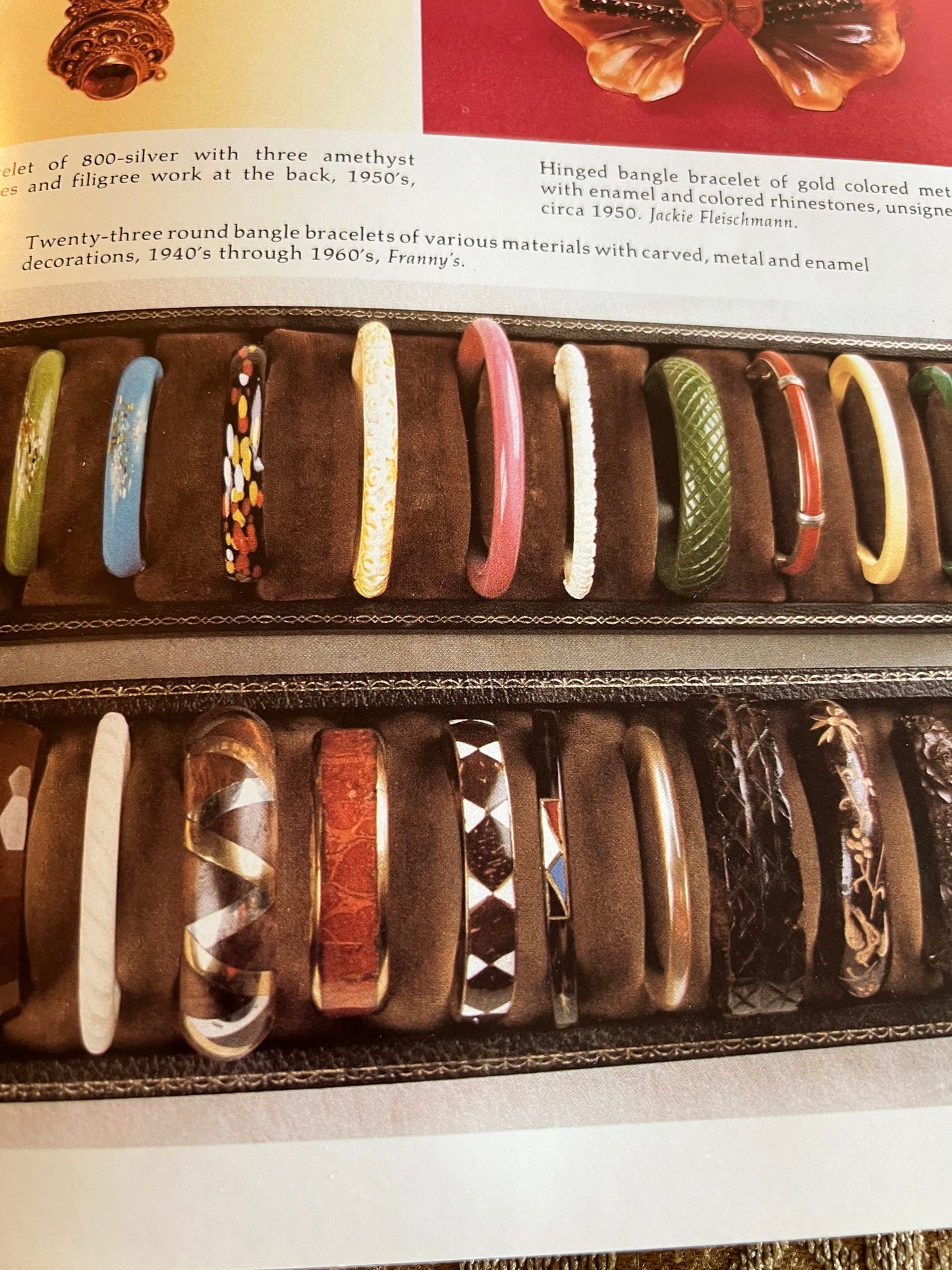 Costume Jewelry The Fun of Collecting Book, by Nancy N. Schiffer, Costume Jewelry Guide Book, Lover Antiques and Vintage