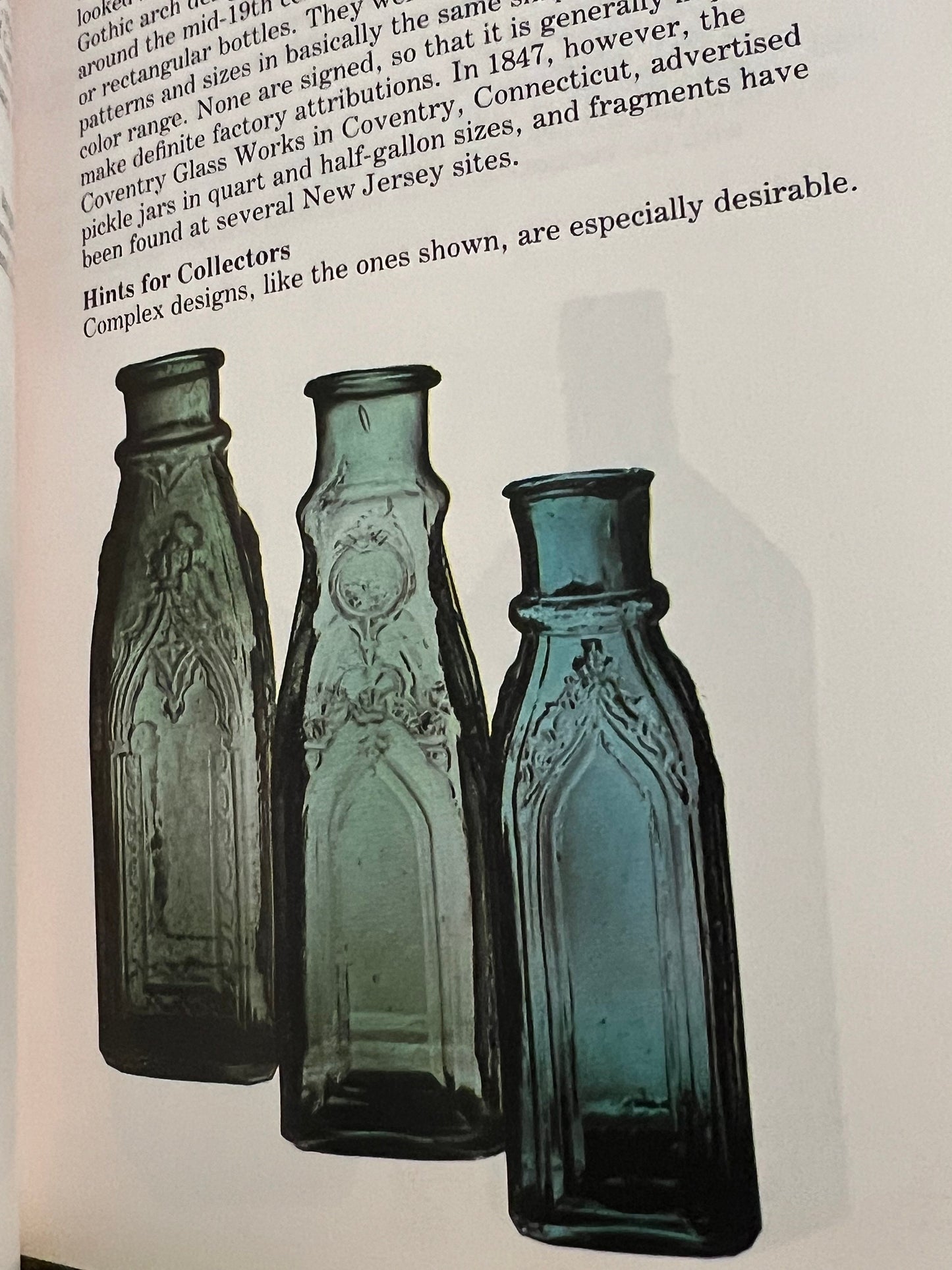 The Knopf Collectors’ Guides to American Antiques, Glass Volume 1 & Volume 2, Lover Antiques and Vintage