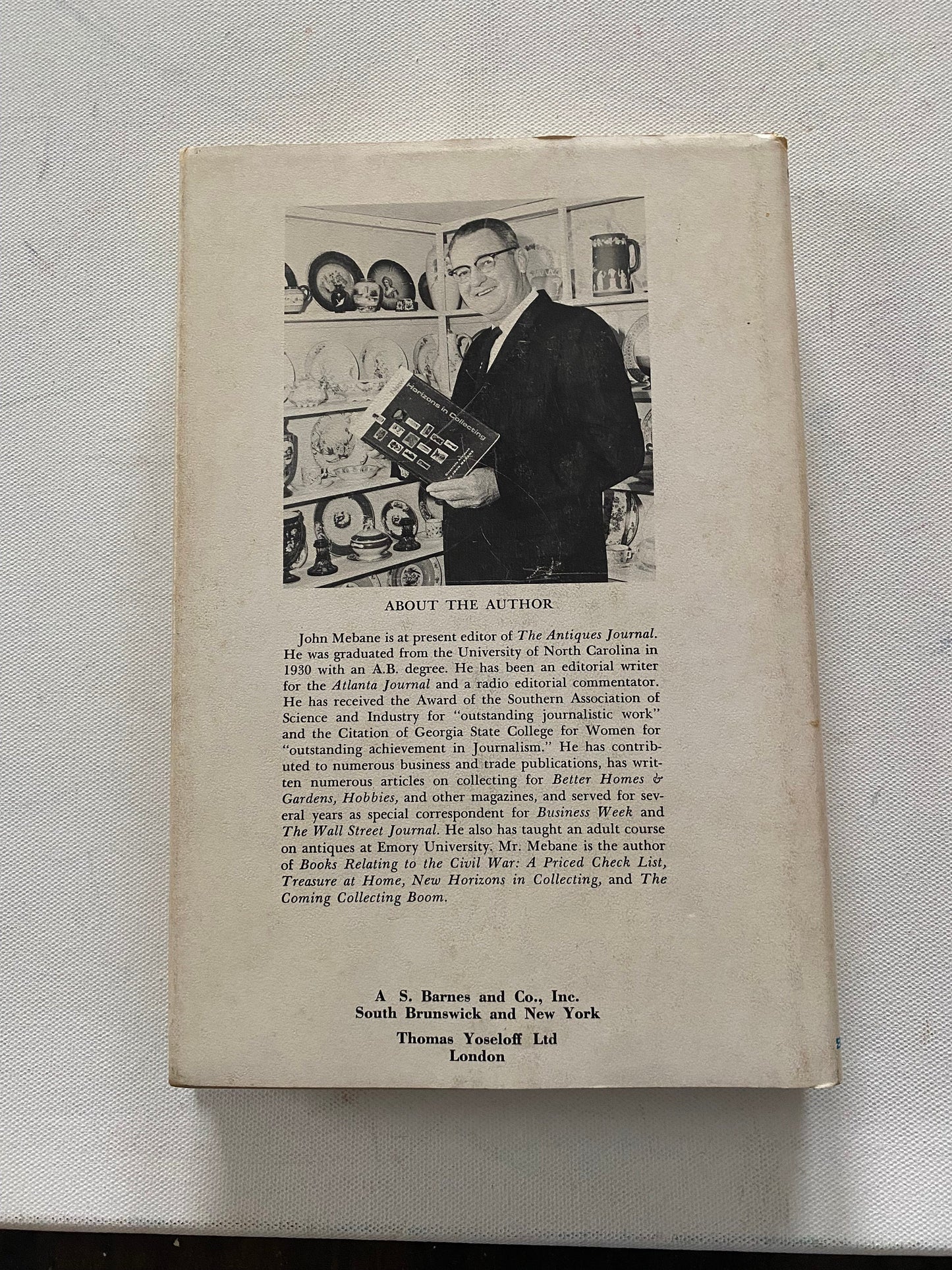 What’s New That’s Old First Edition Book, by John Mebane, Collectibles Book Guide, Lover Antiques and Vintage