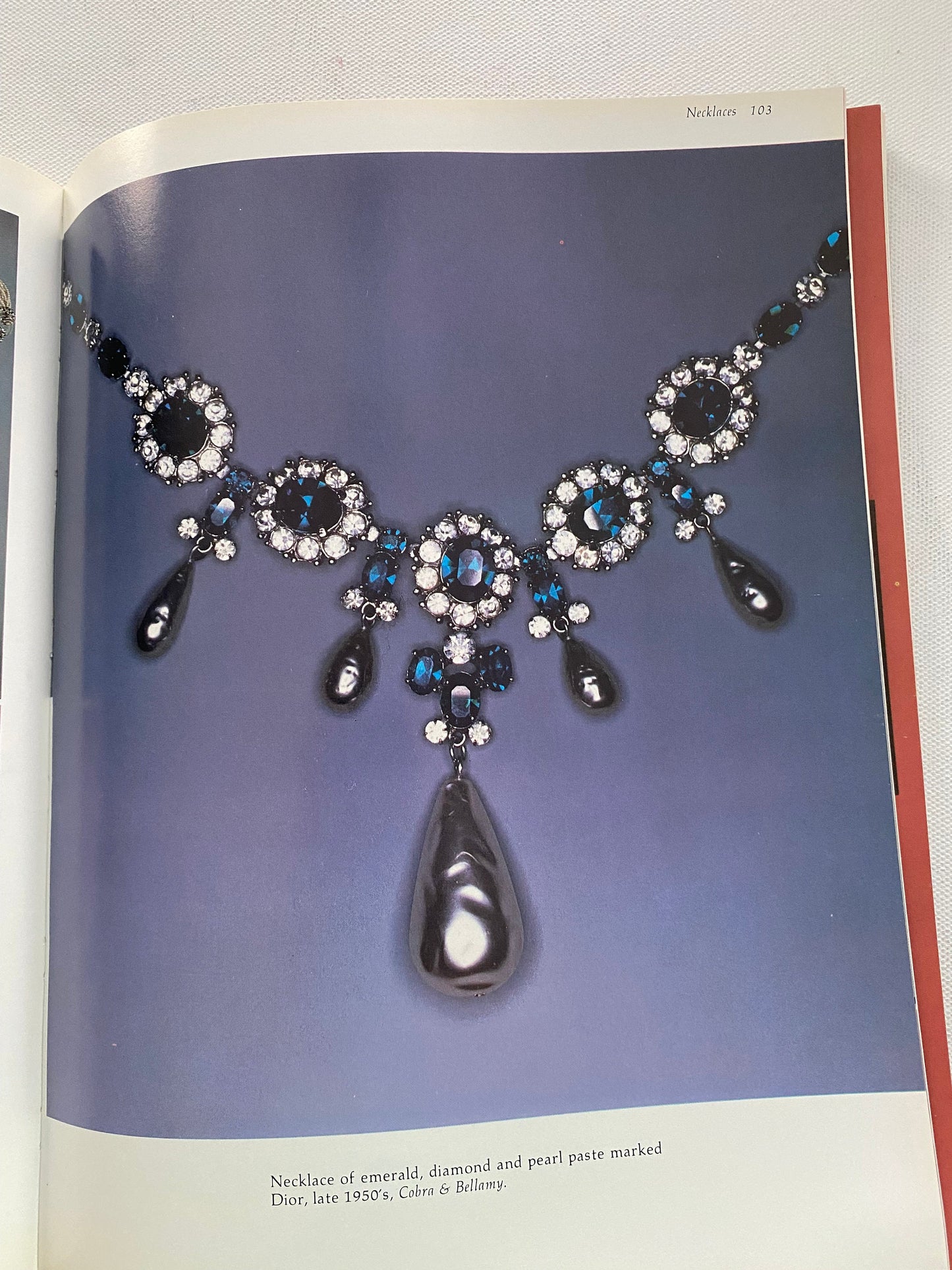 Costume Jewelry The Fun of Collecting Book, by Nancy N. Schiffer, Costume Jewelry Guide Book, Lover Antiques and Vintage