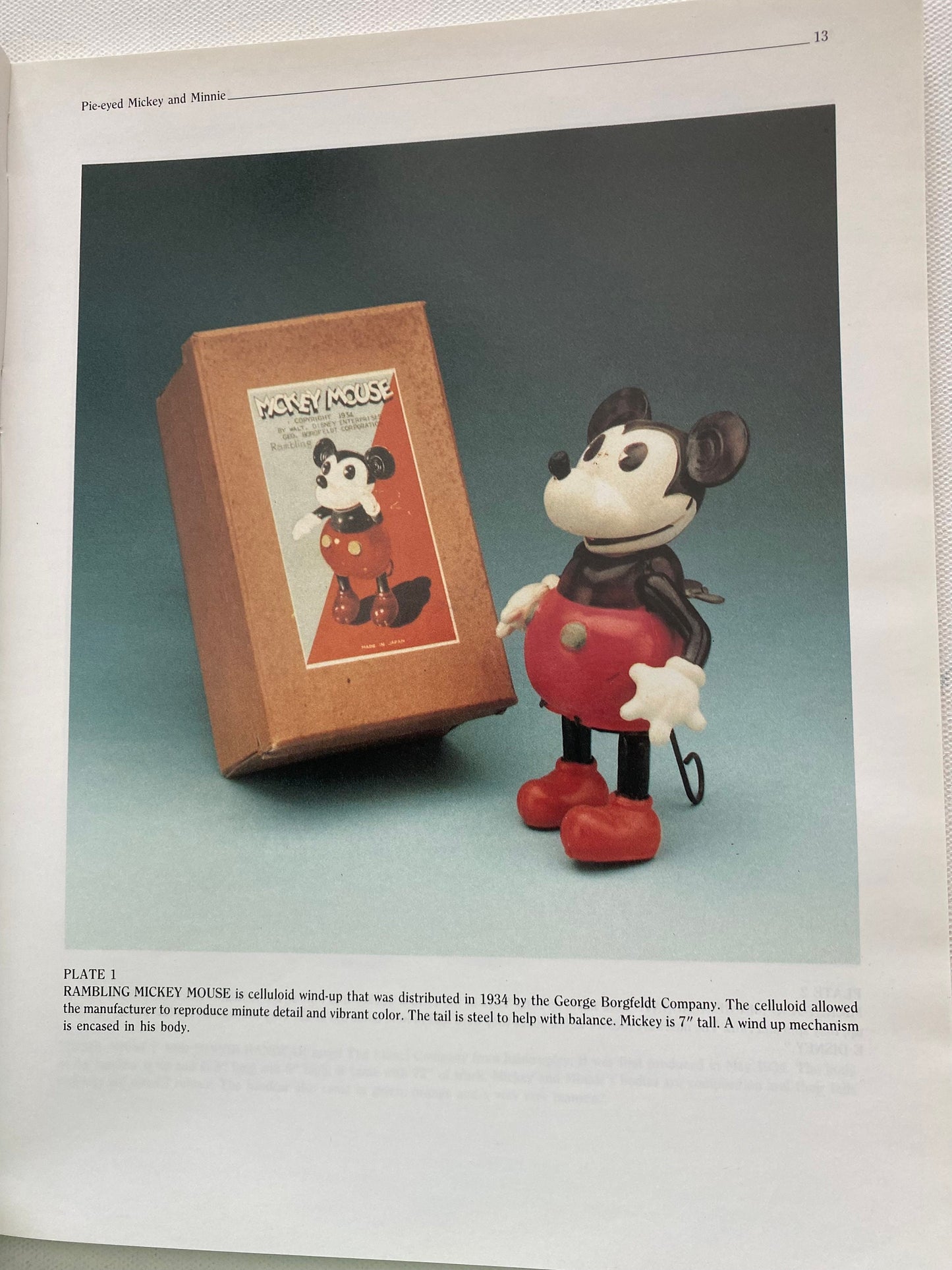 Stern’s Guide to Disney Collectibles Book, by Michael Stern, Disney Book, Disney Collectibles Guide, Lover Antiques and Vintage