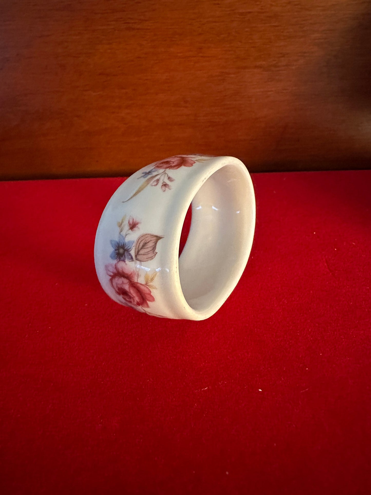 Vintage Countess Fine Bone China Rose Napkin Holder Ring, Made in England, Hand Painted Rose & Flowers, Lover Antiques and Vintage