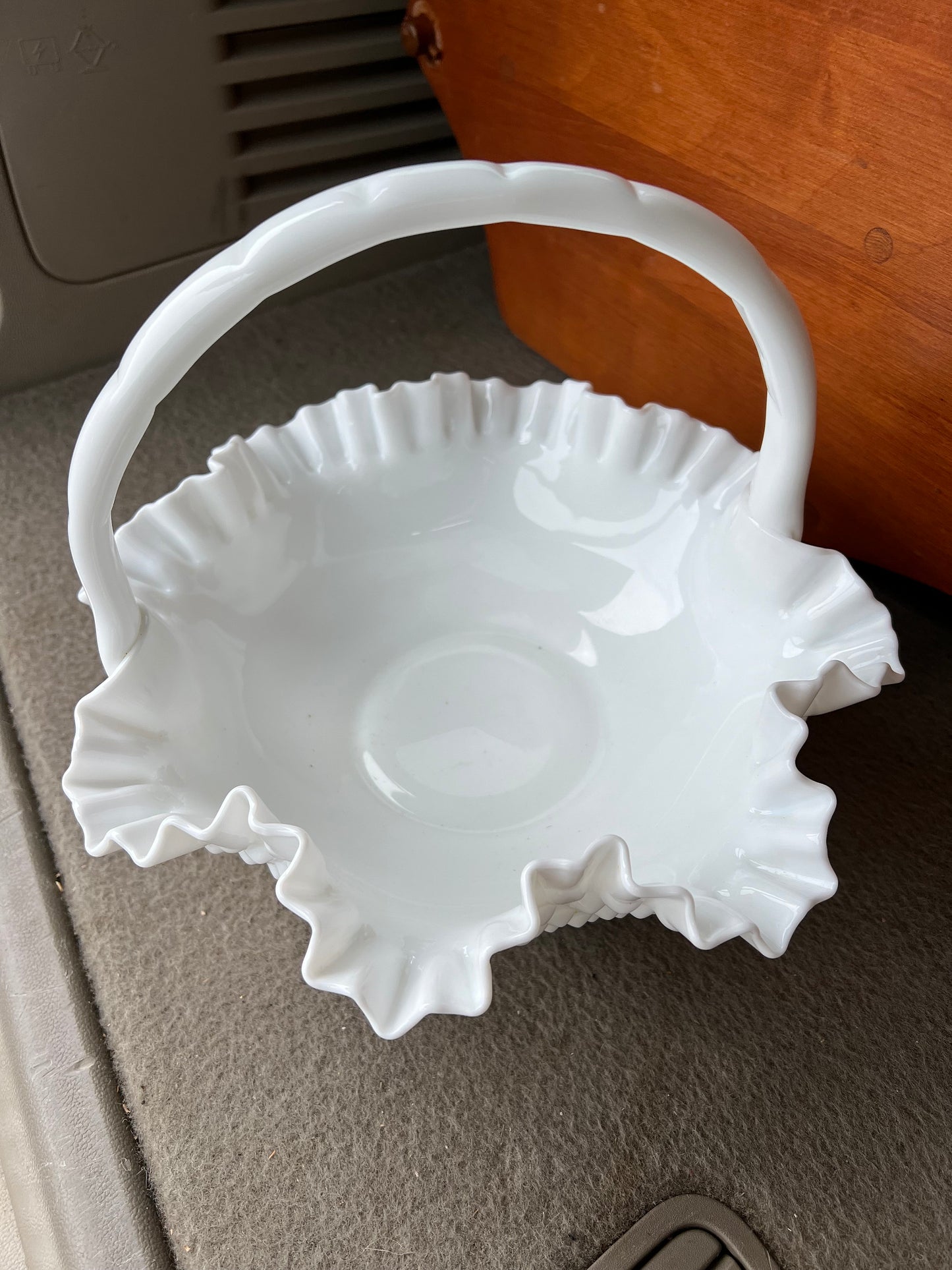 Fenton Large White Hobnail Ruffled Milk Glass Basket, White Fenton Large Basket, Ruffled Art Glass, Lover Antiques and Vintage