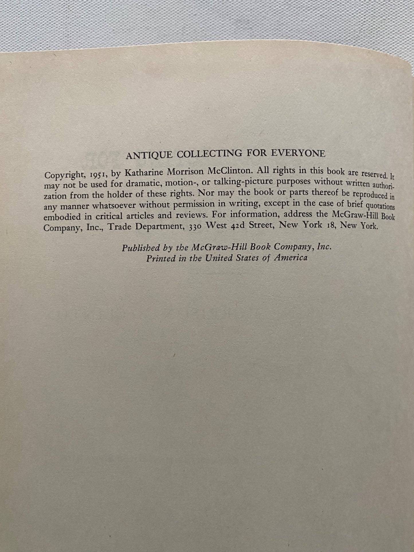 Antique Collecting For Everyone Book, The Pleasures of Building Your Own Collection of Inexpensive Antiques, by Katharine Morrison McClinton