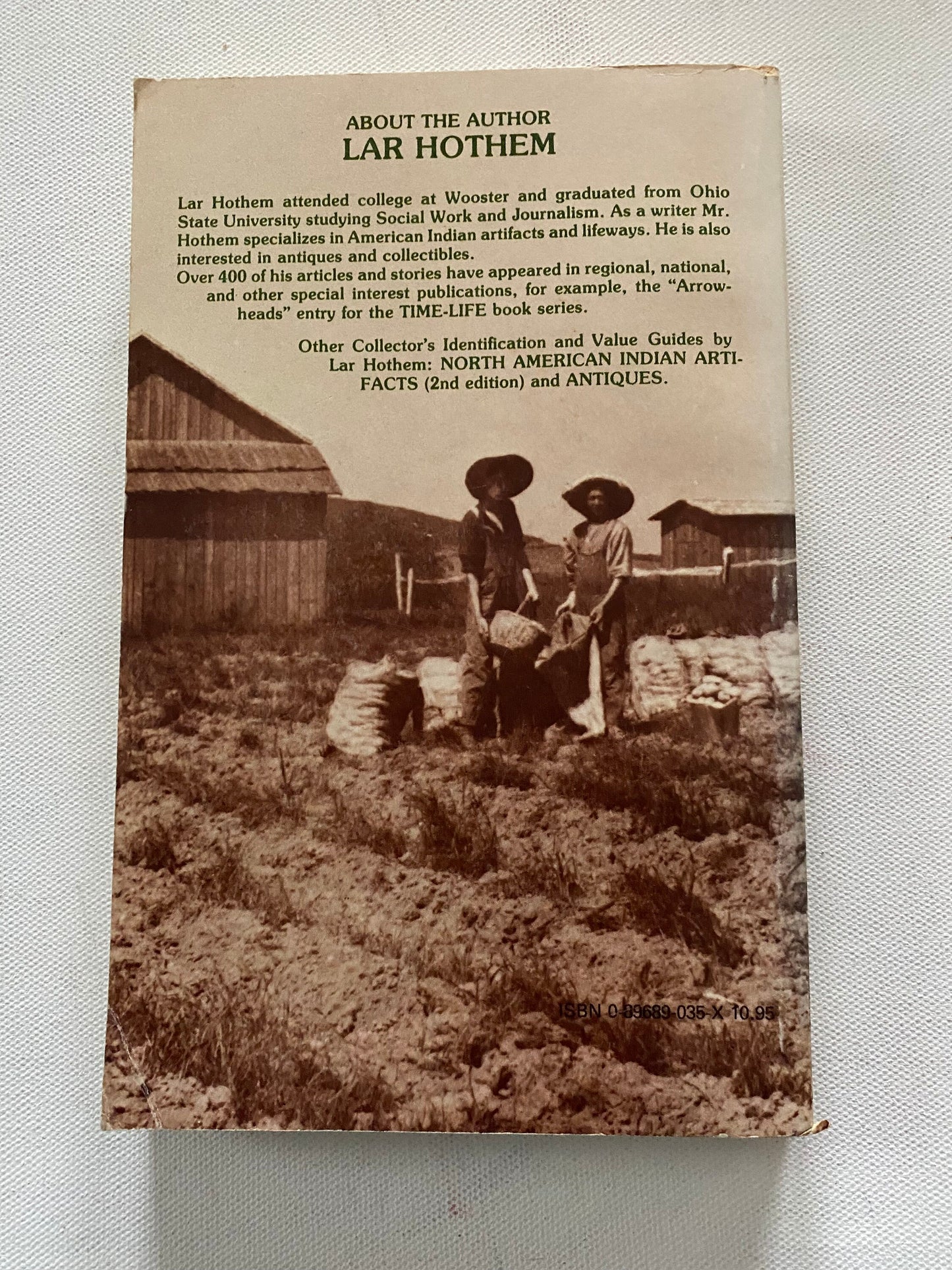 Collecting Farm Antiques Guide Book, Identification and Values, by Lar Hothem, Lover Antiques and Vintage