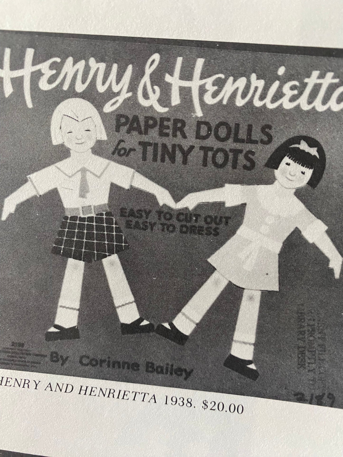 A Collector’s Guide to Paper Dolls Book, By Mary Young, Lover Antiques and Vintage