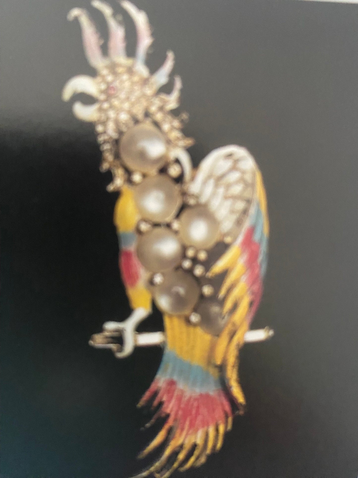 Costume Jewelry Identification and Price Guide Book, Coverage from the Victorian period through the 1960s, by Leigh Leshner, Lover Antiques