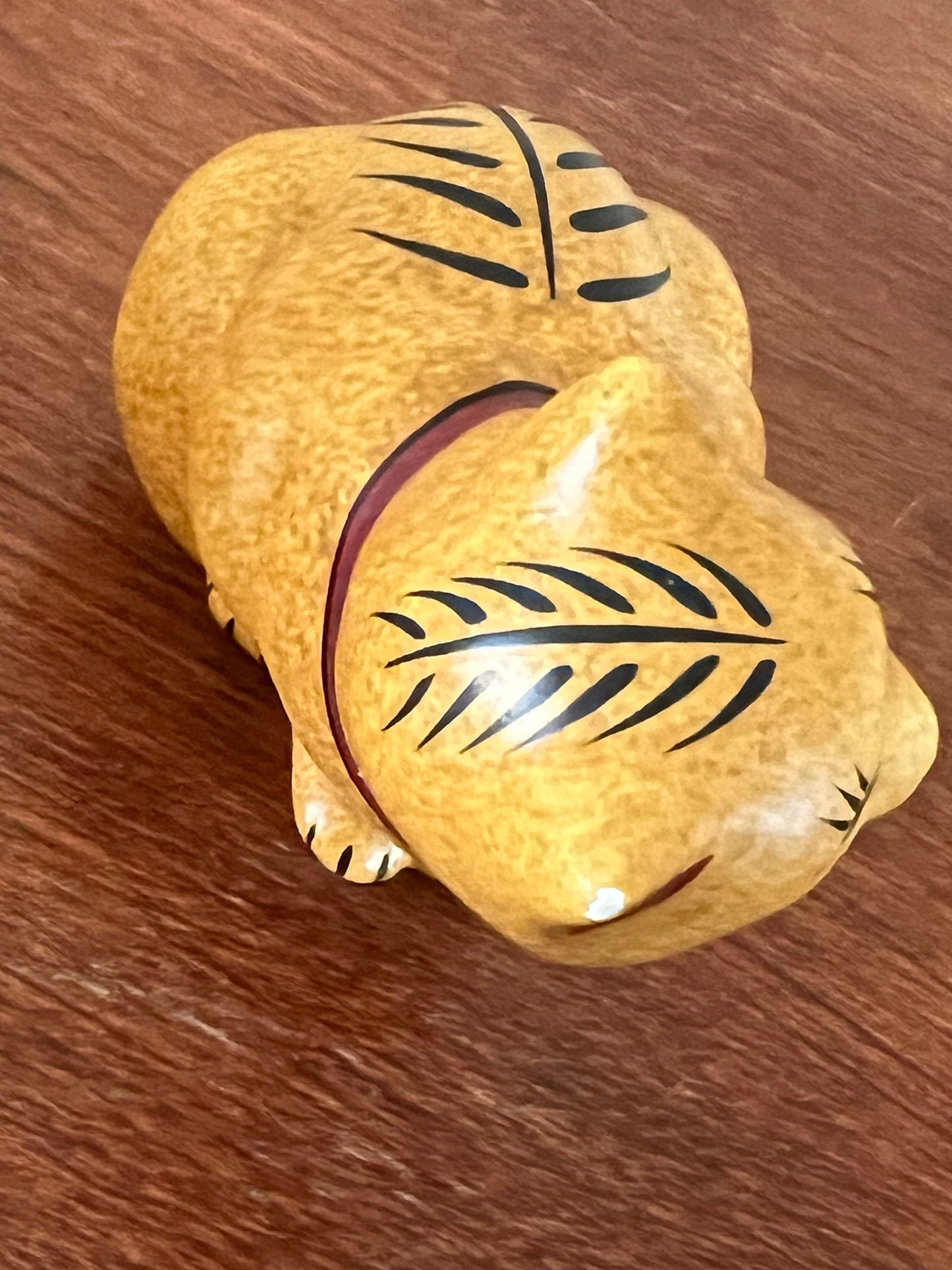 Vintage Chalkware Cat Figurine by The Franklin Mint, Curio Cabinet Cat, Lover Antiques and Vintage