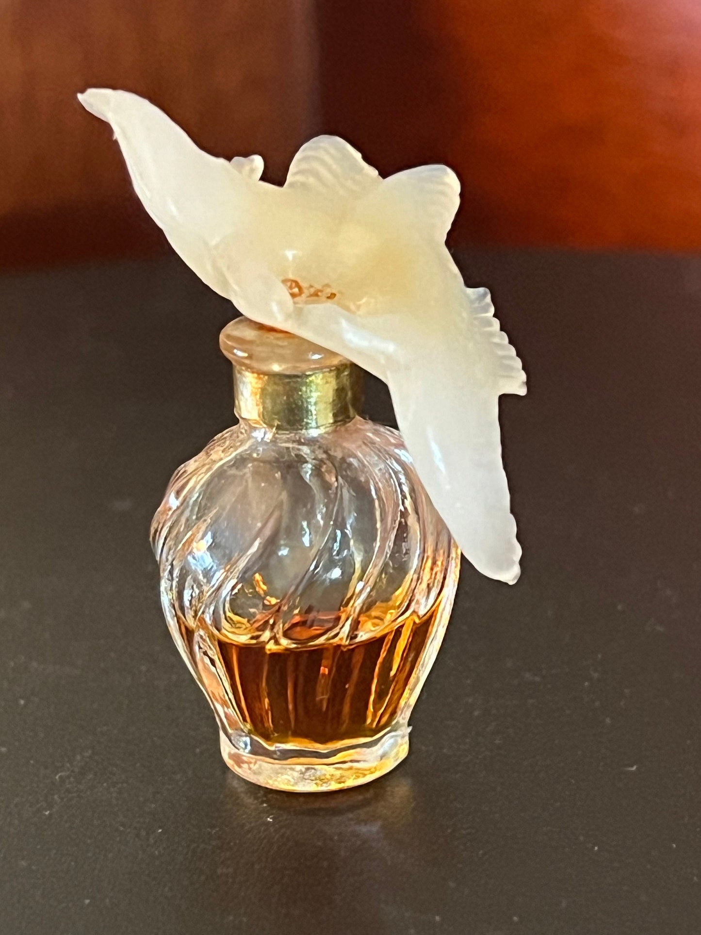 L’Air du Temps Nina Ricci Parfum, Extrait 3.5ml Miniature Vintage Feminine Perfume Bottle, Lover Antiques and Vintage