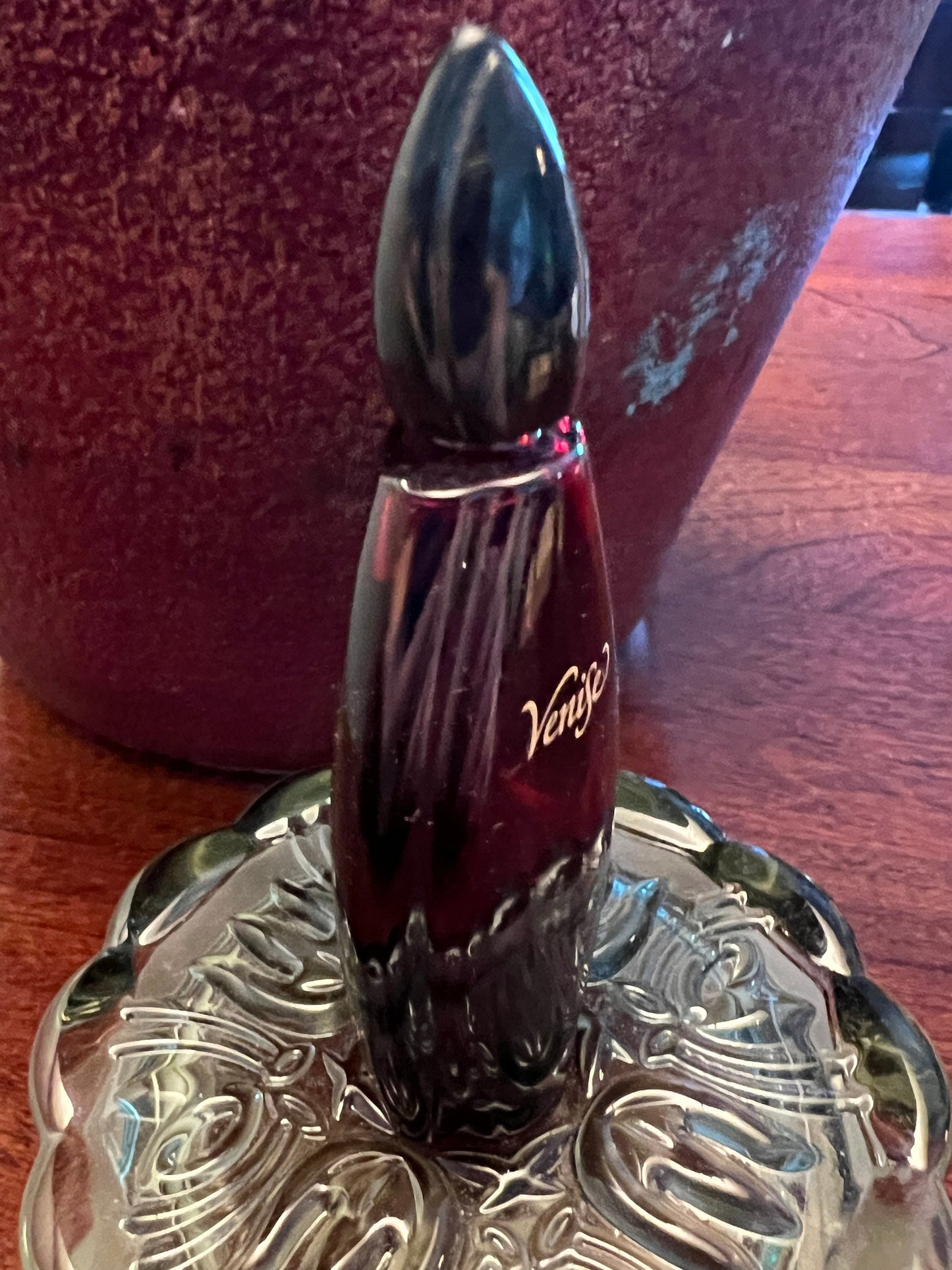 Venise Yves Rocher Miniature Parfum, Eau Splash Bottle, Like New Condition, Lover Antiques and Vintage