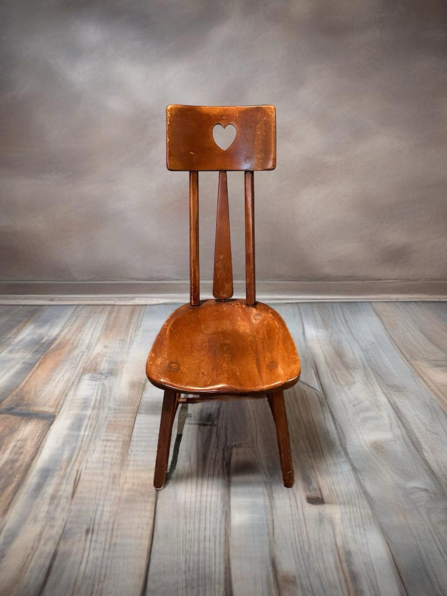 Cushman Colonial Creations Bridge Chairs 5-123 and Bridge Chair Table No.5-141, Includes Heart, Club, Spade, Diamond, Lover Antiques