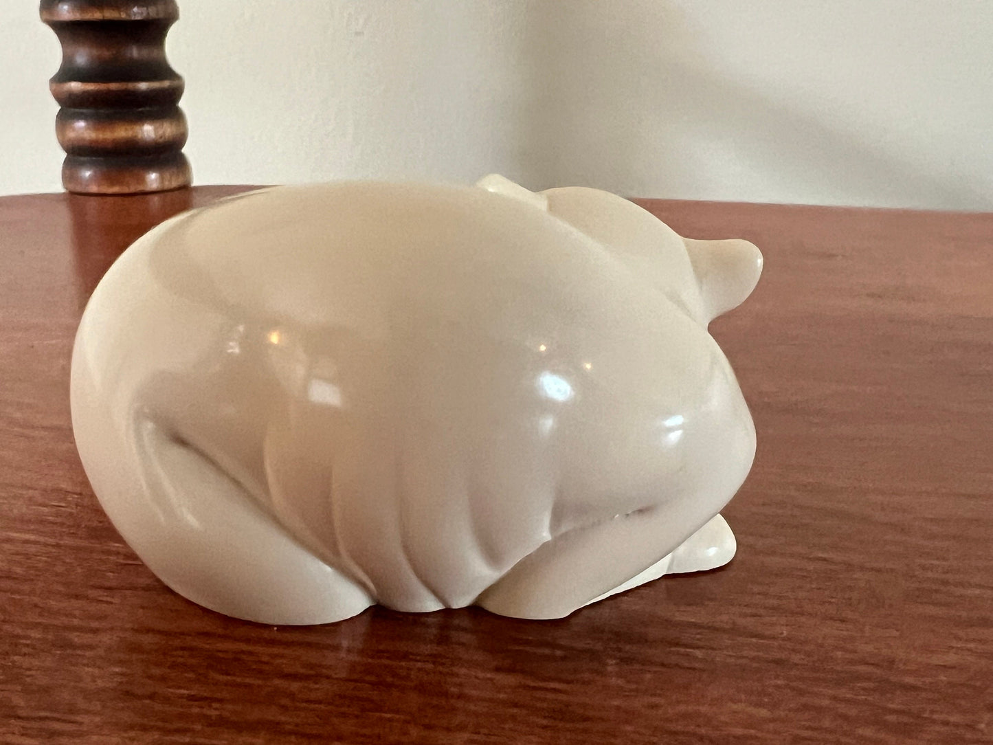 Vintage Sleeping Cat Figurine Made in Hong Kong Cat Statue Curio Cats Collection Lover Antiques and Vintage
